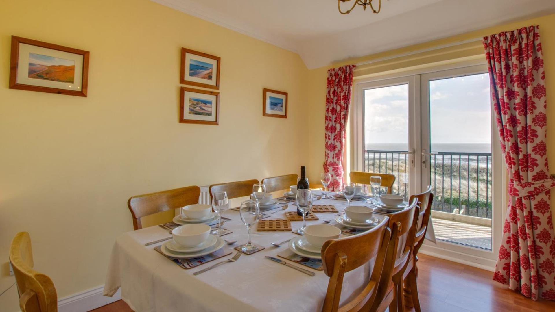 4 Bed in Gower oc-hh9906