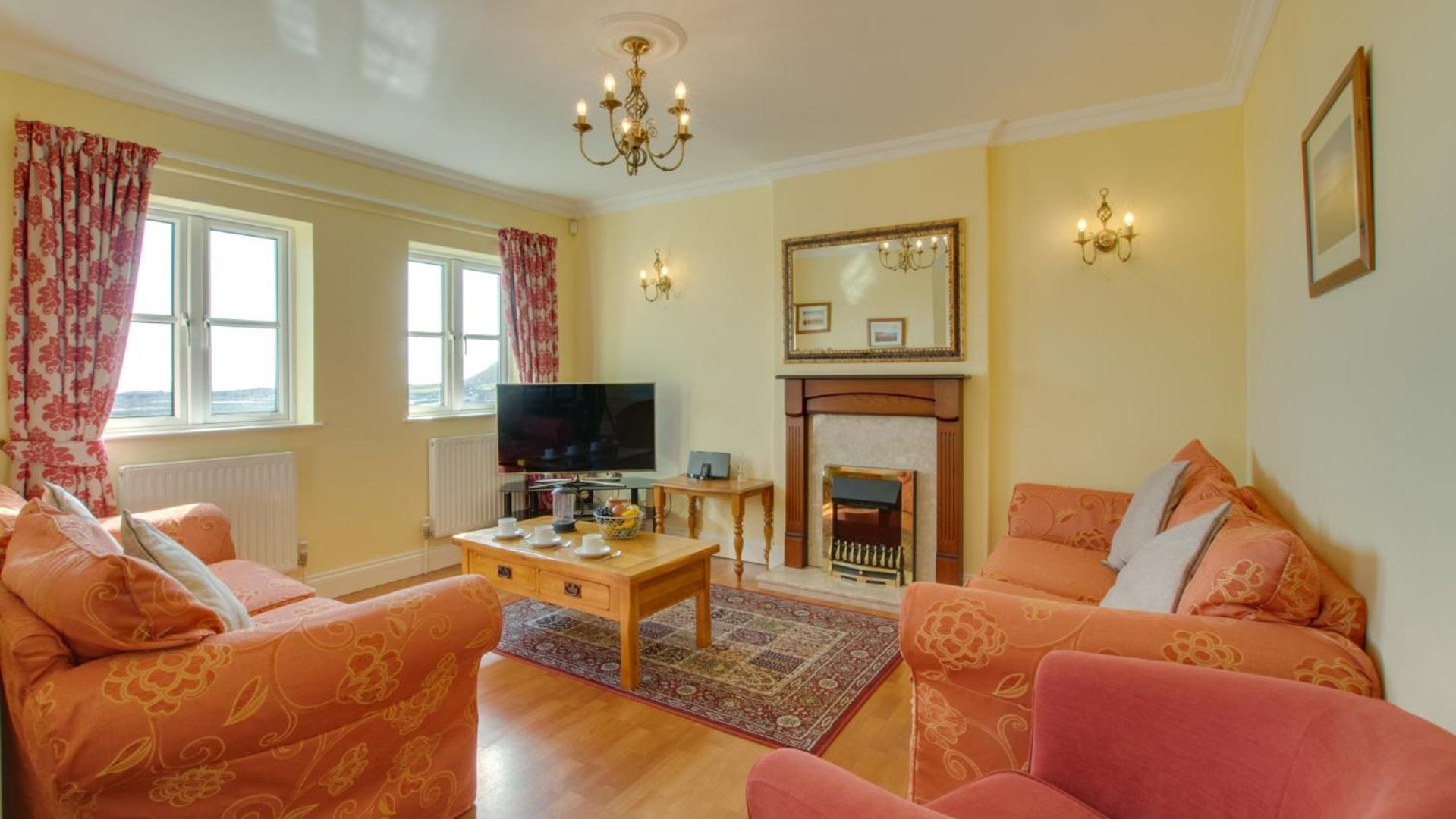 4 Bed in Gower oc-hh9906