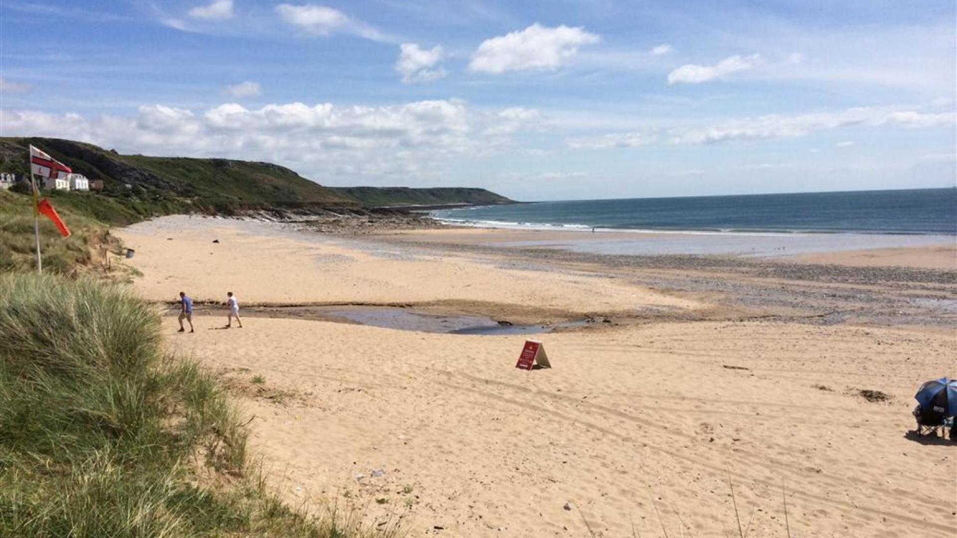 4 Bed in Port Eynon oc-hh9905