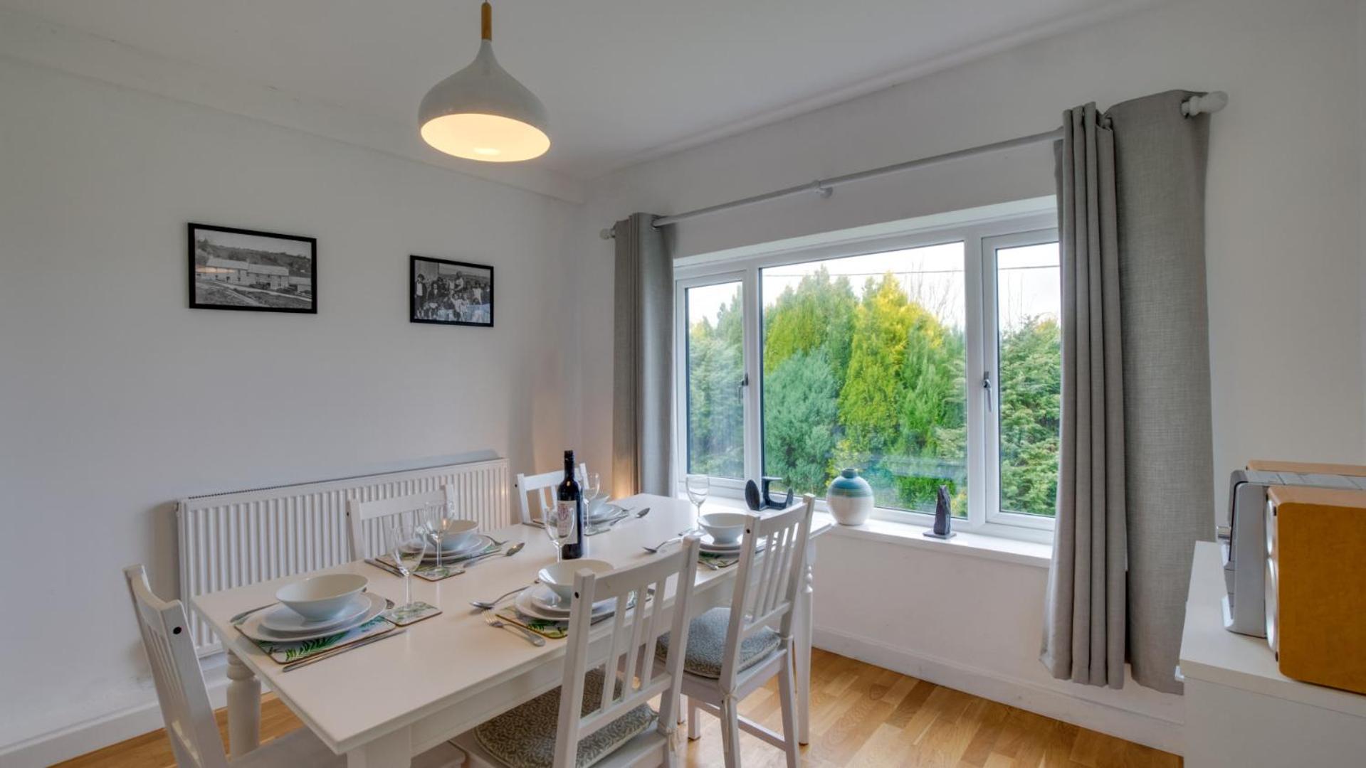 2 Bed in Llanmadoc oc-hh2110