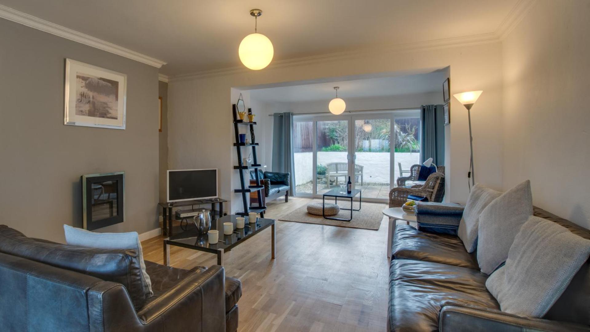 2 Bed in Llanmadoc oc-hh2110