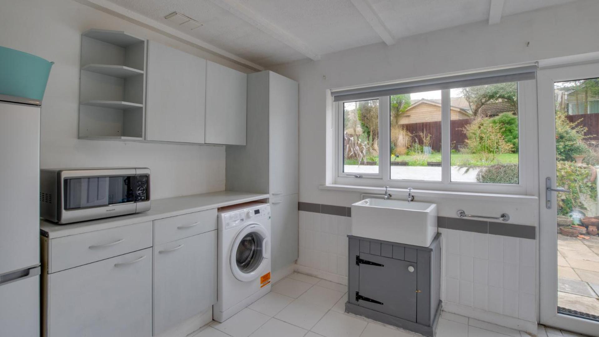2 Bed in Llanmadoc oc-hh2110