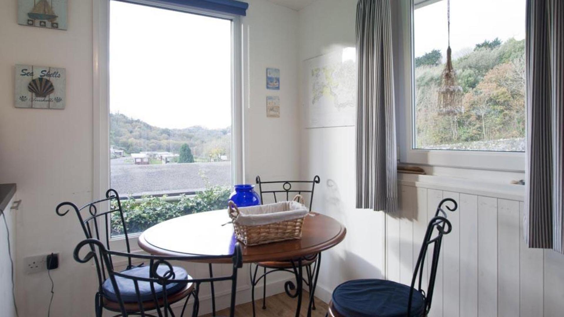 1 Bed in Caswell oc-hh372 view 3