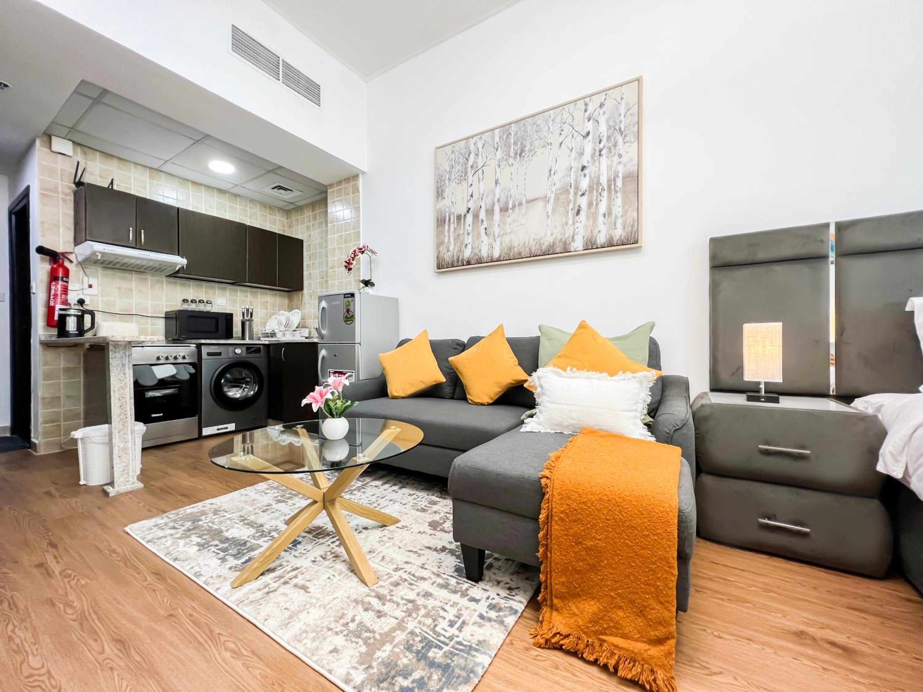 Luxury Studio Apartment Close to JBR Beach&Yacht Club&Metro-Available Airport Shuttle
