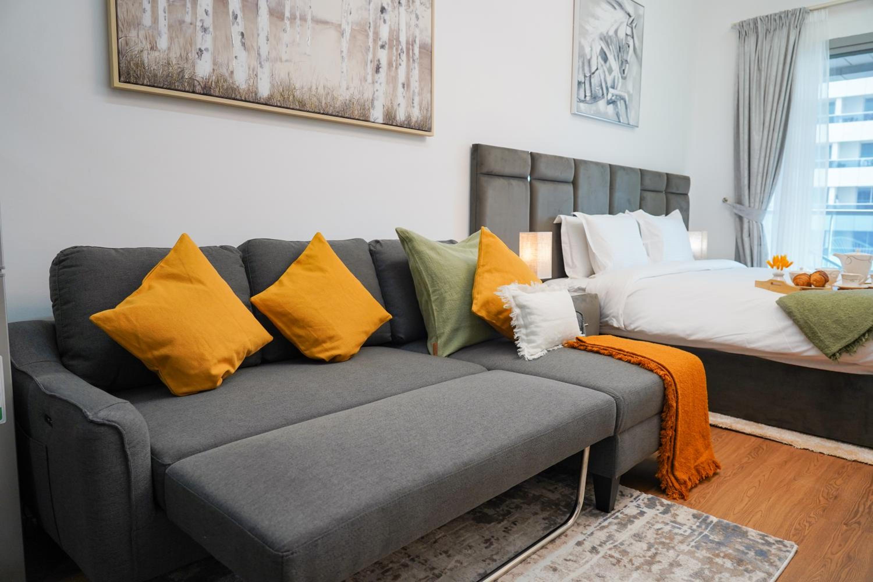 Luxury Studio Apartment Close to JBR Beach&Yacht Club&Metro-Available Airport Shuttle