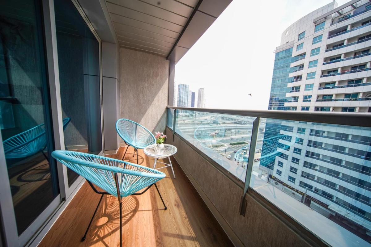 Luxury Studio Apartment Close to JBR Beach&Yacht Club&Metro-Available Airport Shuttle