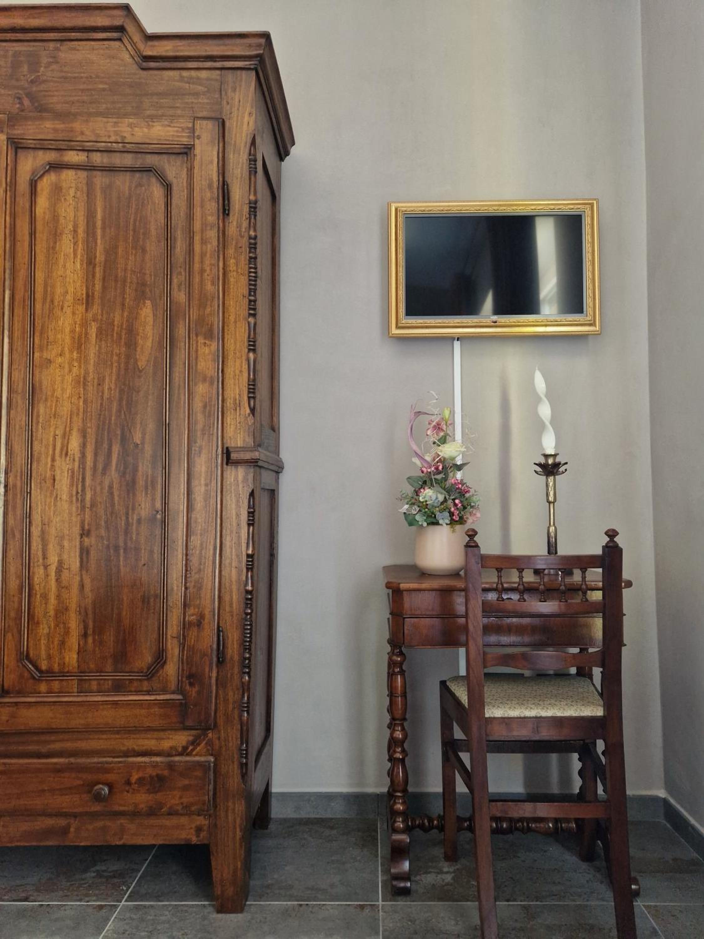 Mister Barolo Apartments Langhe