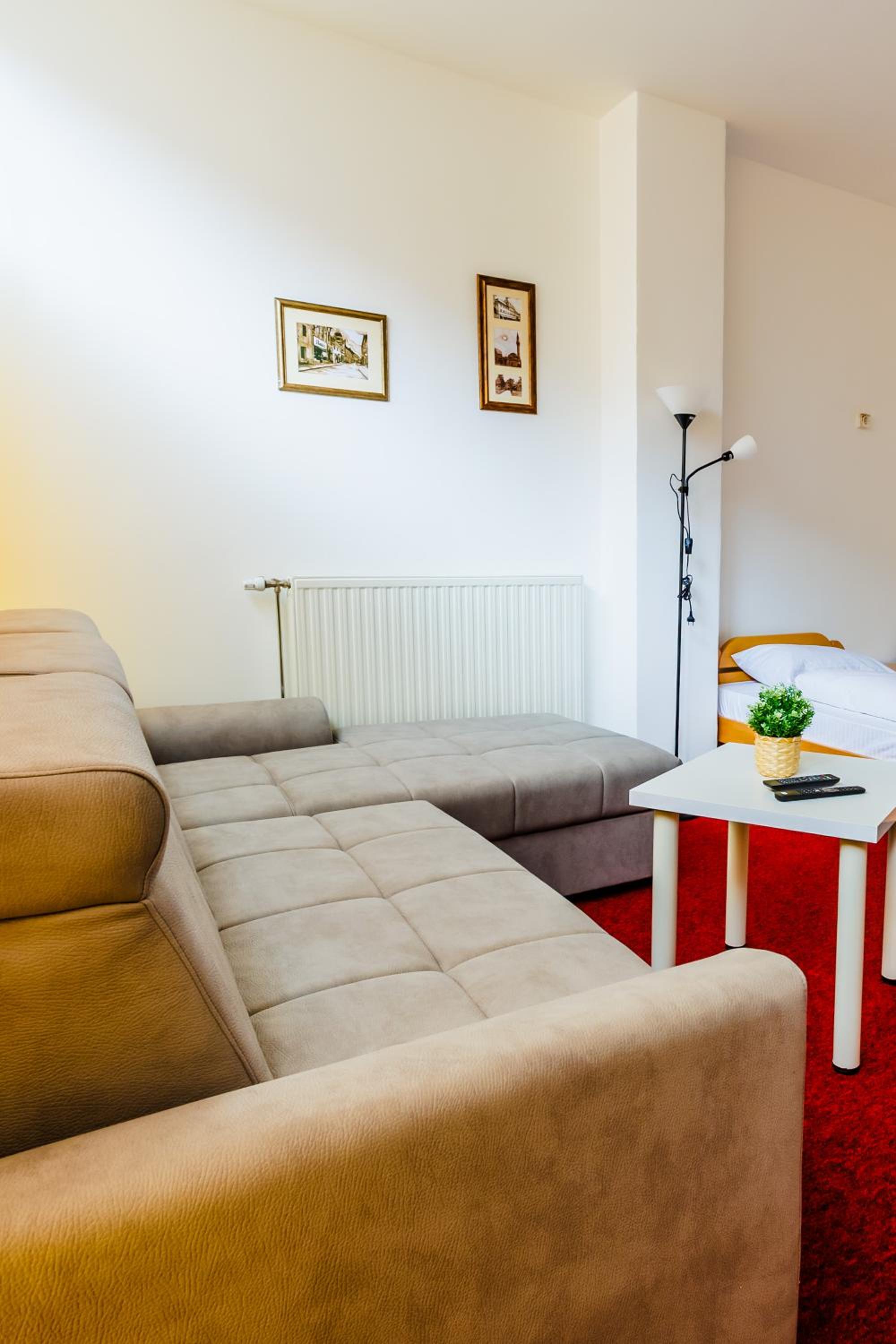 Apartmani i sobe Castra