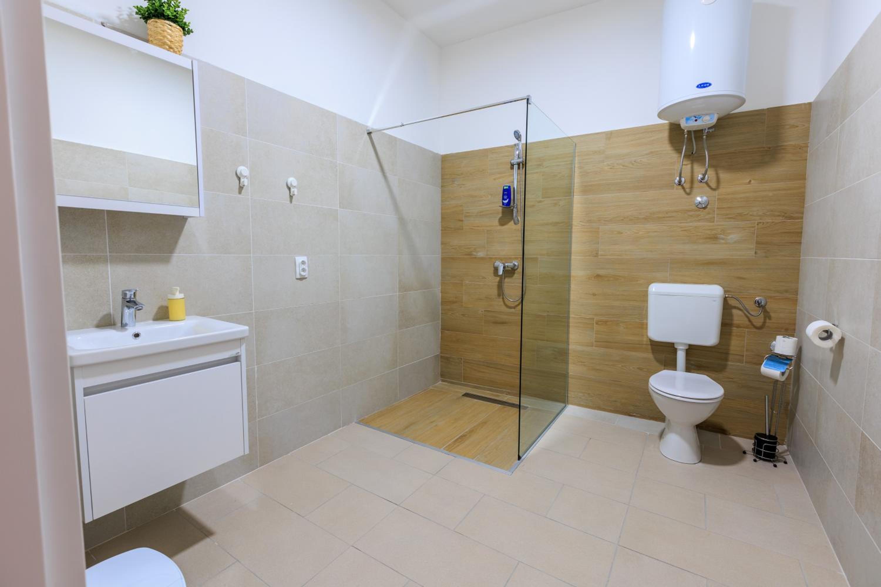 Apartmani i sobe Castra