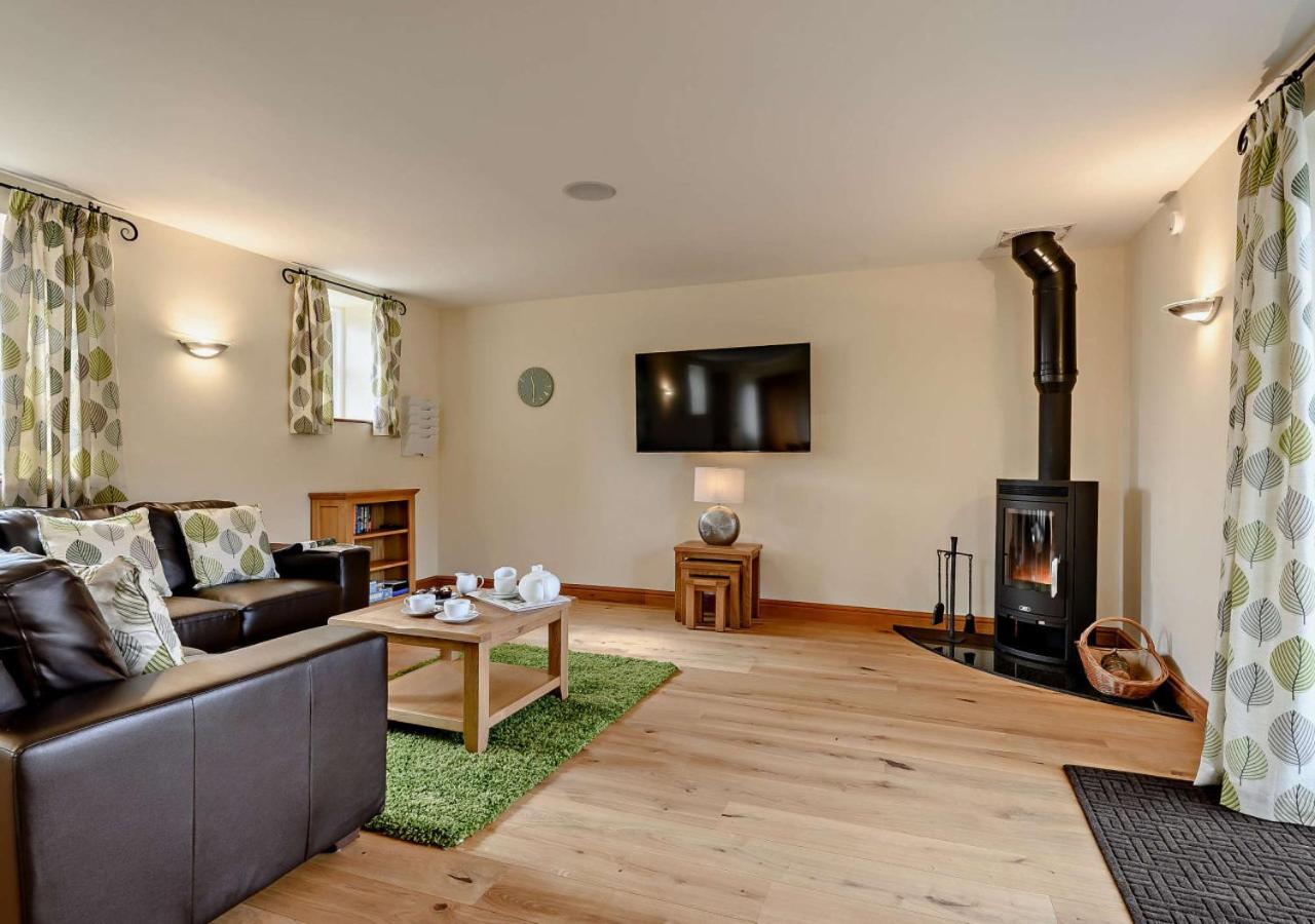 2 Bed in Gilwern oc-o27004