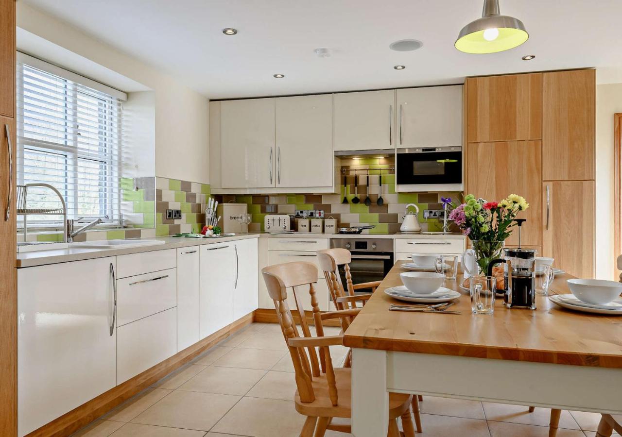 2 Bed in Gilwern oc-o27004