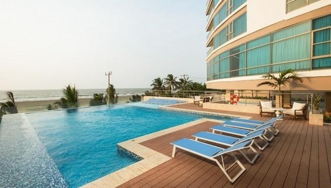 Beachfront Apartment at Radisson Hotel