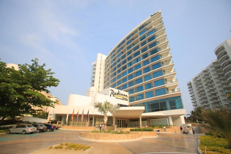 Beachfront Apartment at Radisson Hotel
