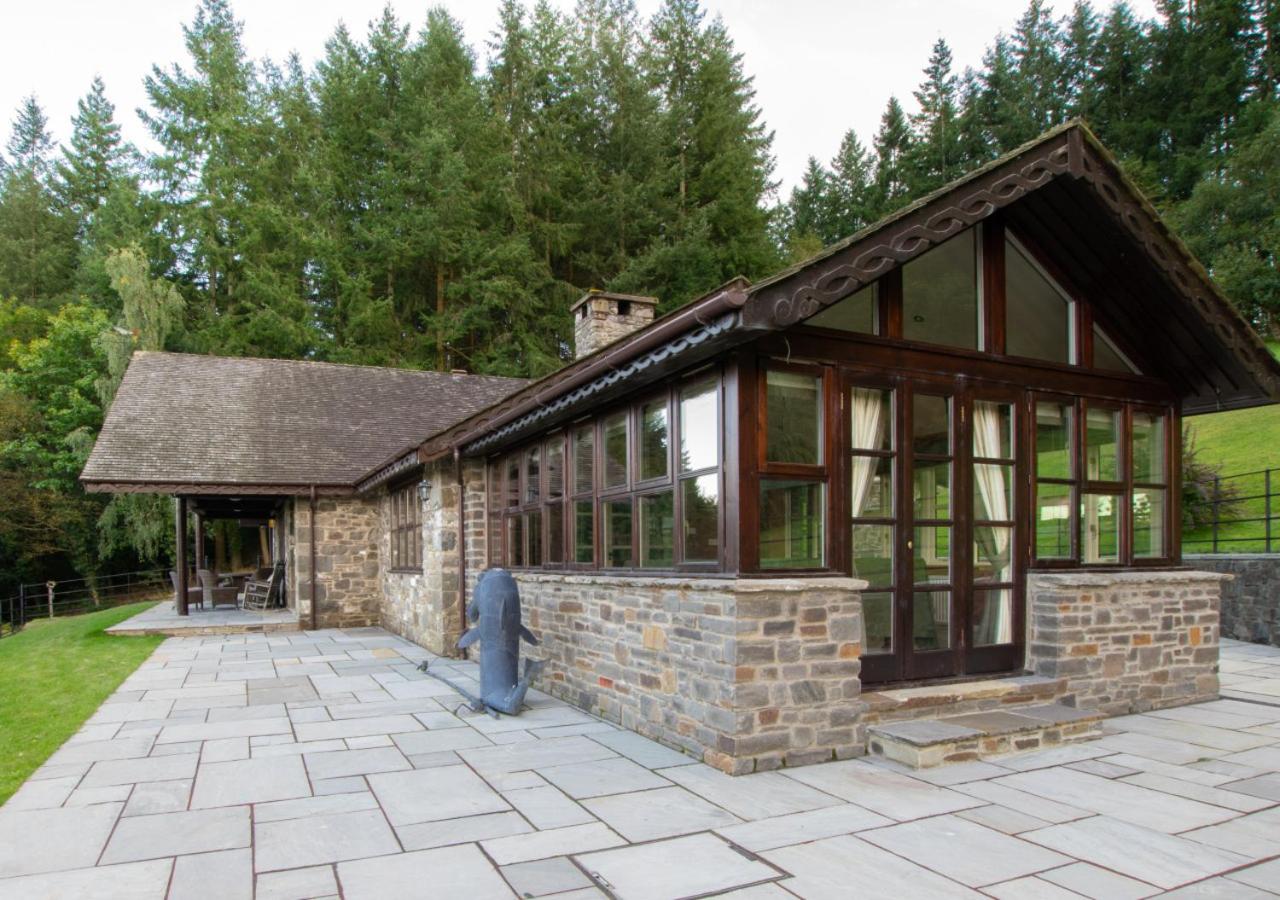 4 Bed in Builth Wells oc-bow197