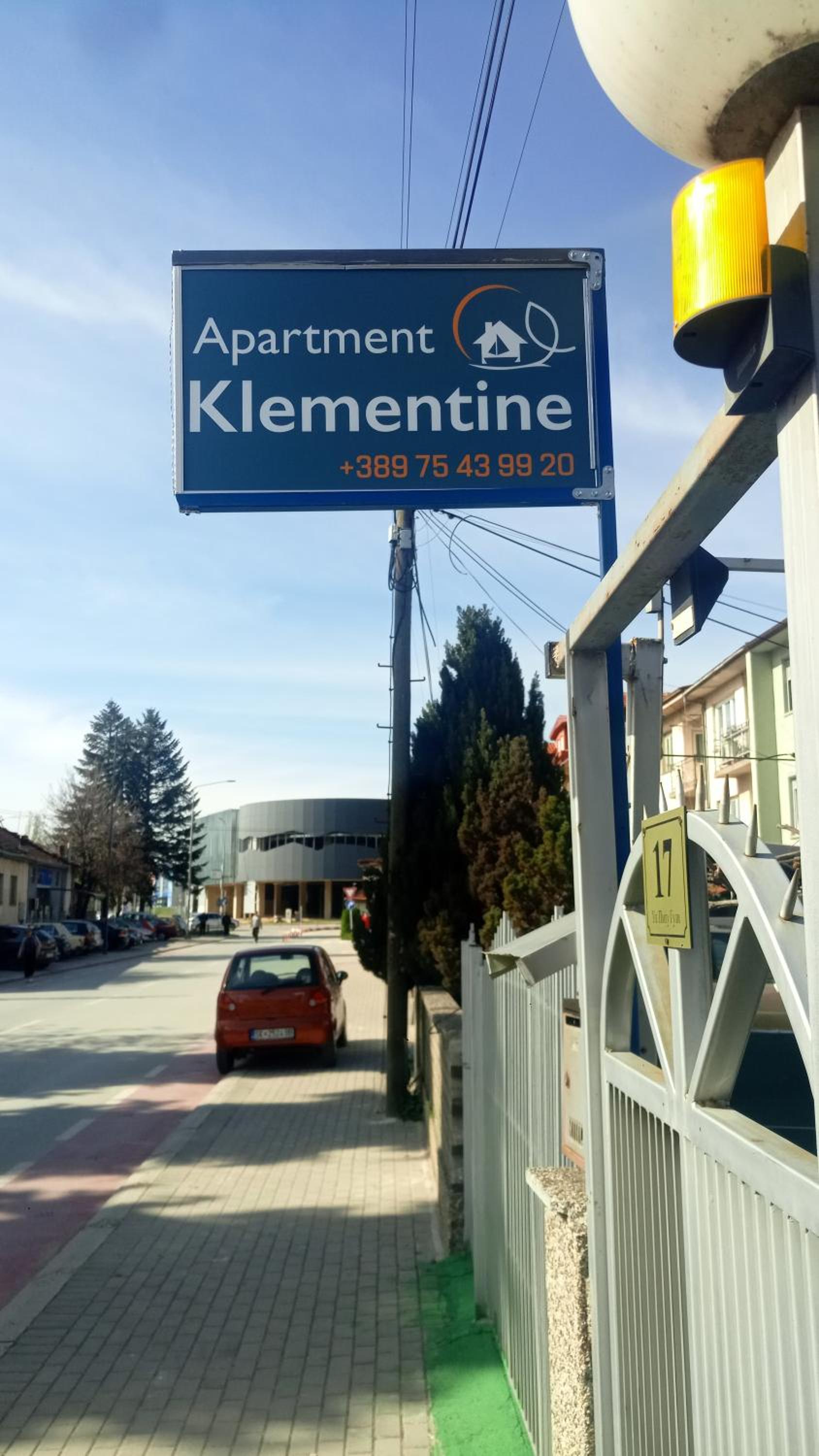 Apartment Klementine near Bus Station view 3