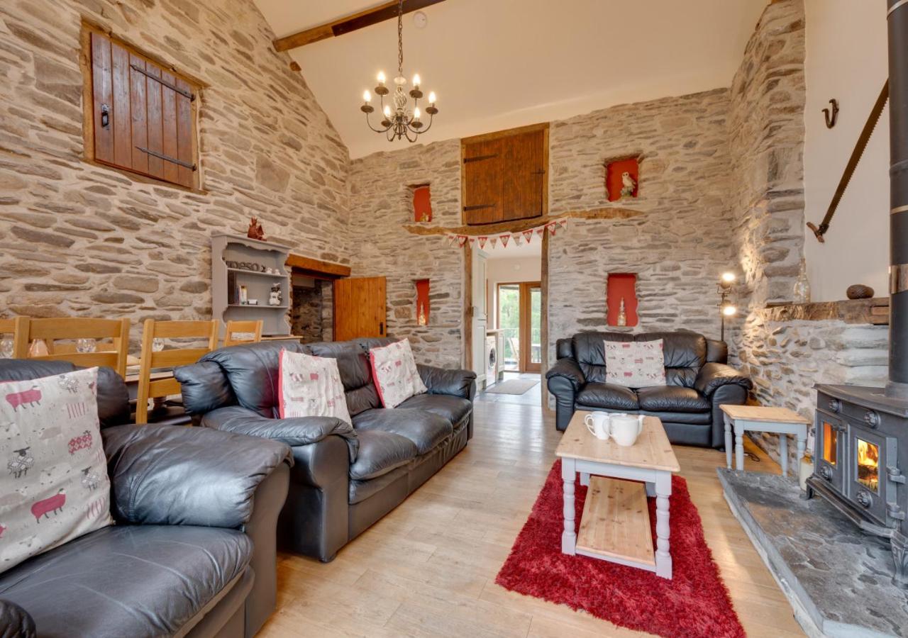 4 Bed in Llanarmon Dyffryn Ceiriog oc-bow151 view 3