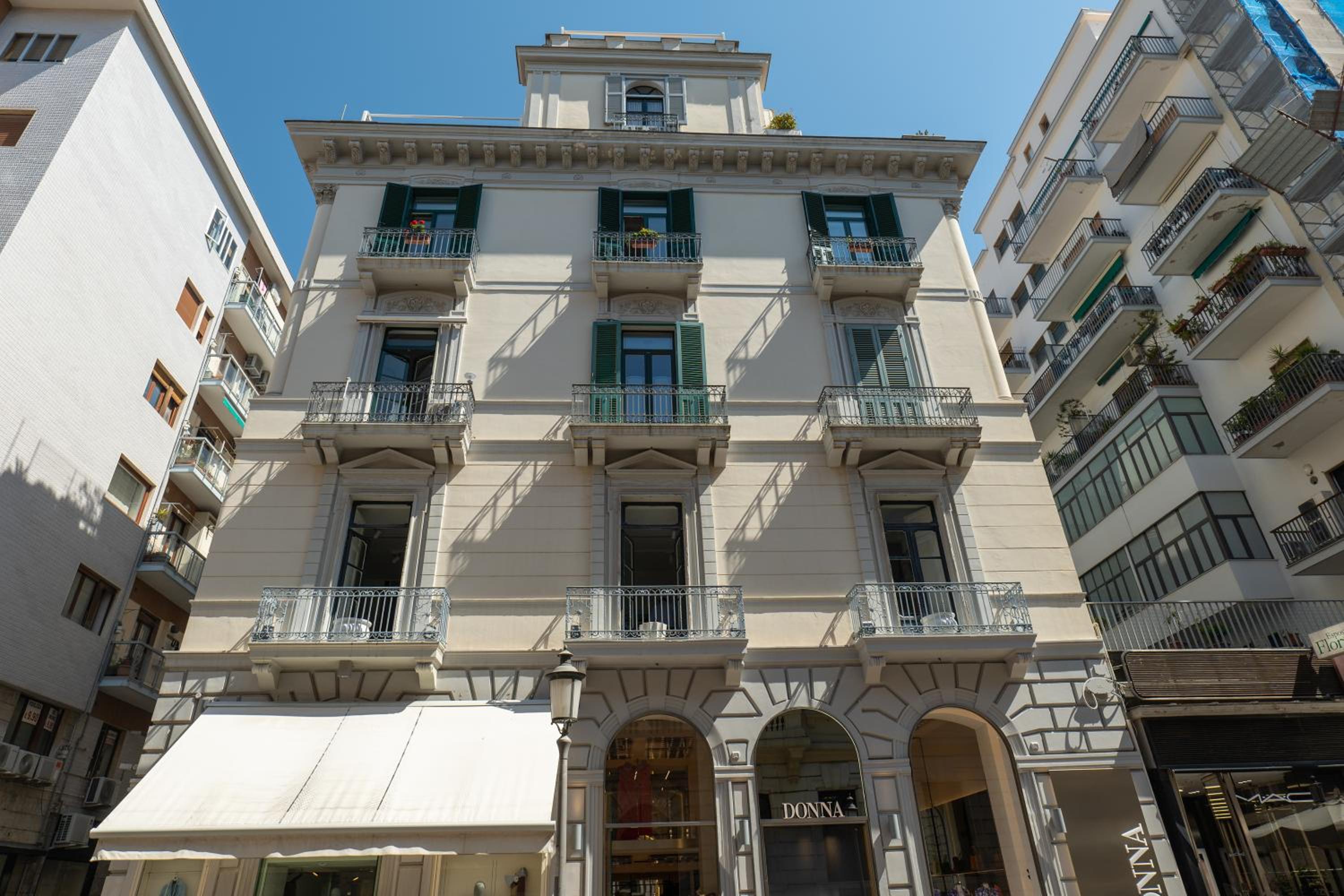 Relais Palazzo Olimpia - Corso Vittorio Emanuele view 3