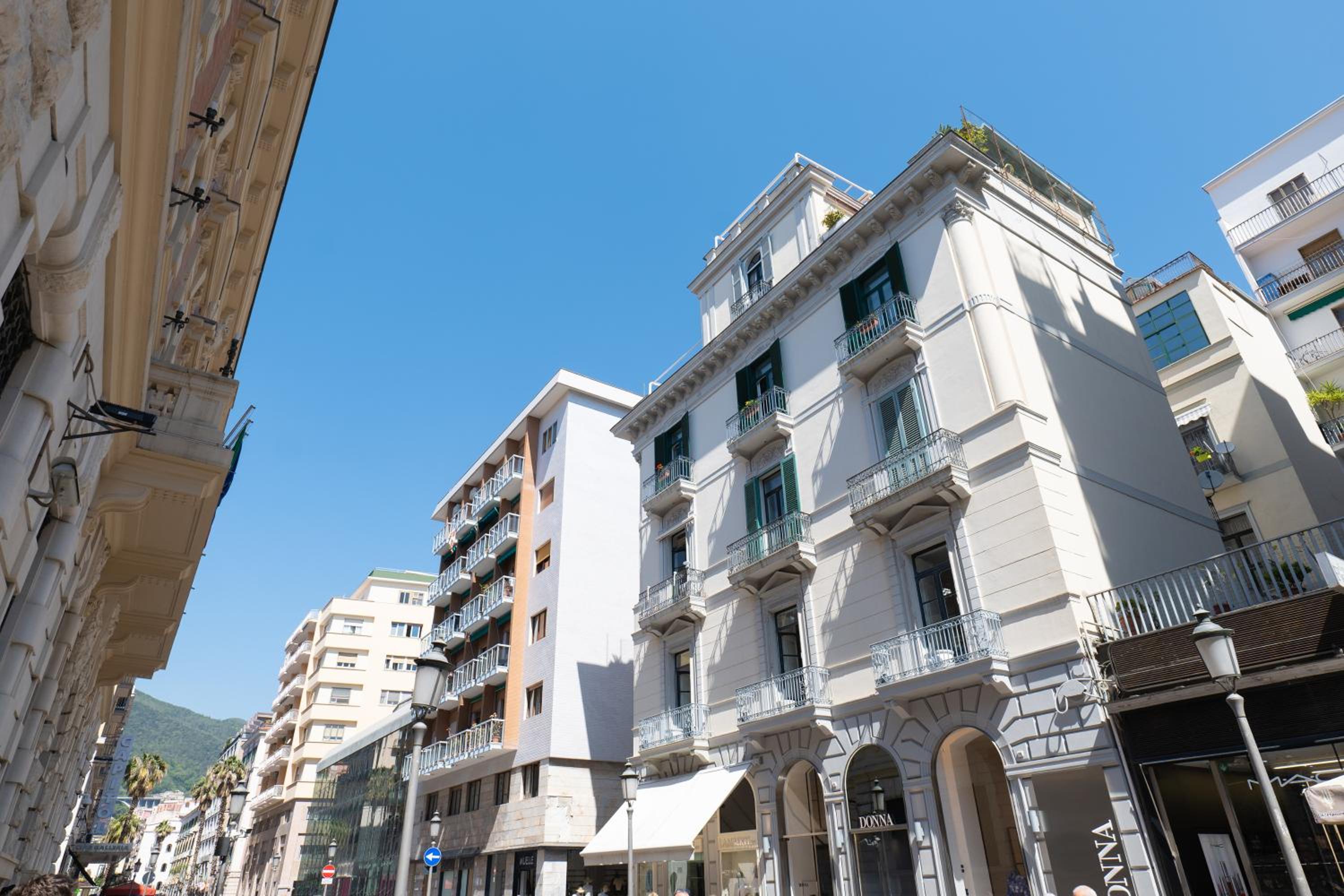 Relais Palazzo Olimpia - Corso Vittorio Emanuele view 4