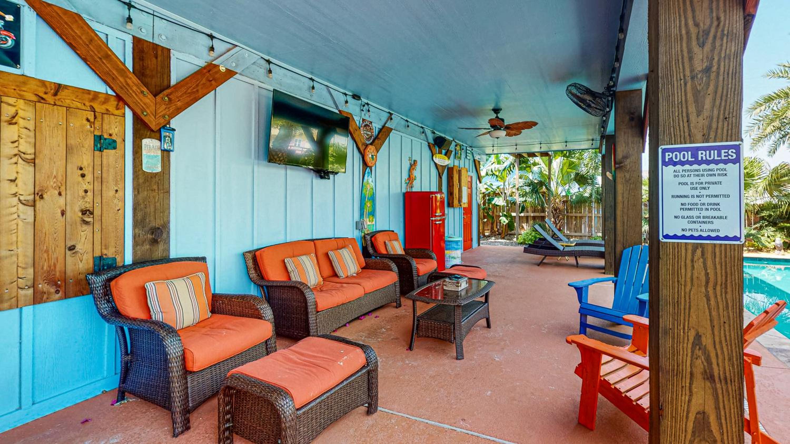 AJ300 Stunning House with a Private Heated Pool, Amazing Outdoor Living Area view 4