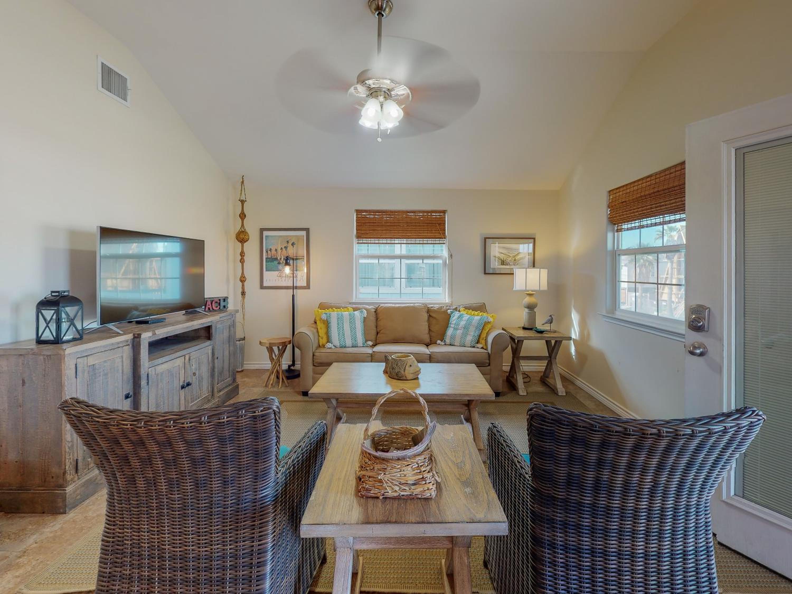 AJ324 In Town, Close to Beach, Ample Parking for Vehicles & Watercraft view 3