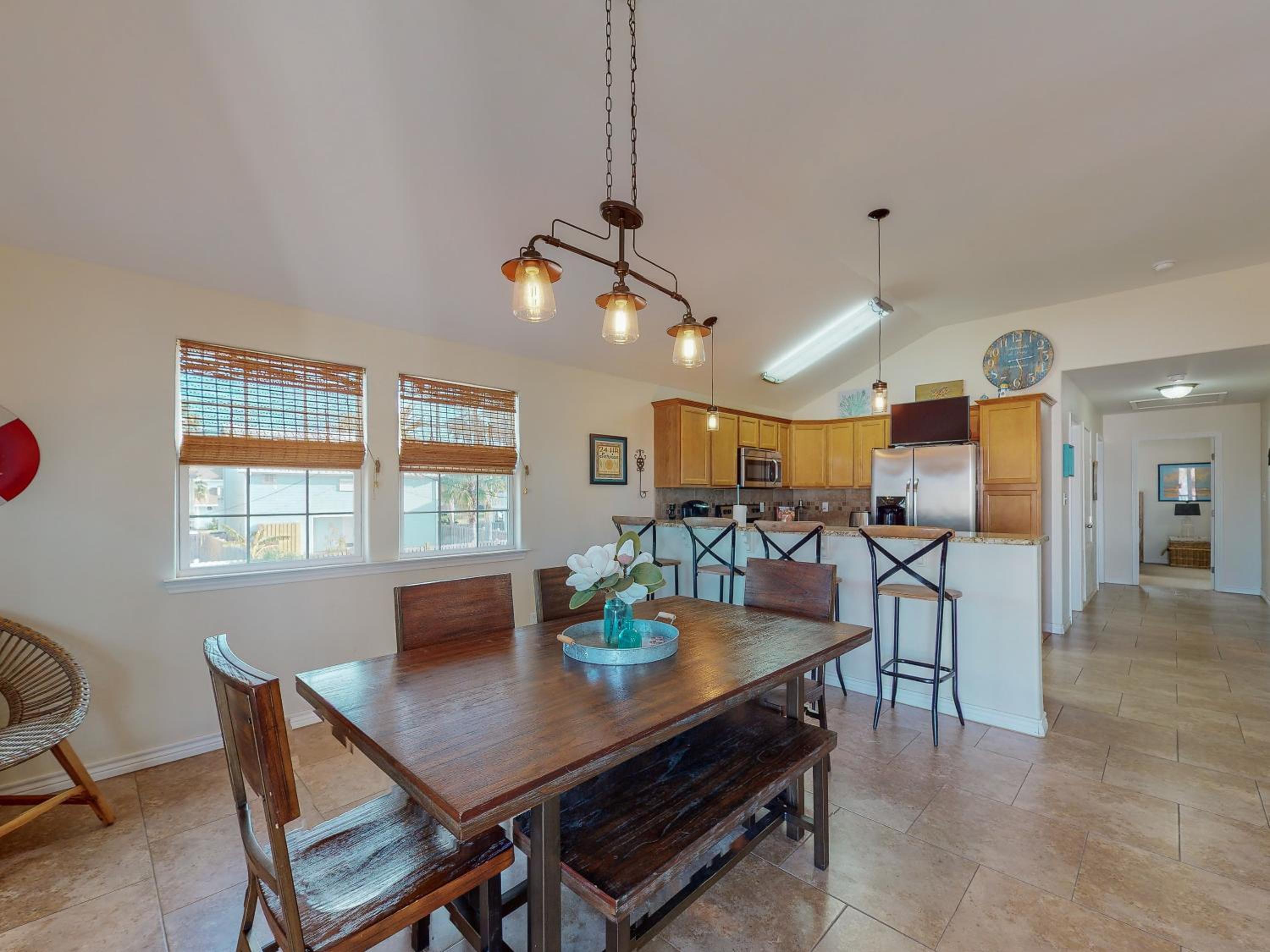 AJ324 In Town, Close to Beach, Ample Parking for Vehicles & Watercraft view 5