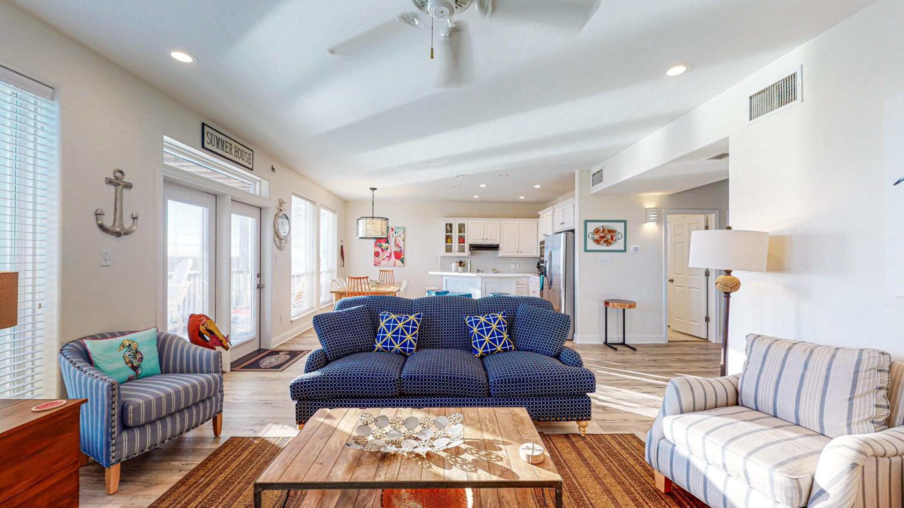 MR122 Large Beachy Home, Shared Pool, Boardwalk to the Beach and Golf Cart Included view 3