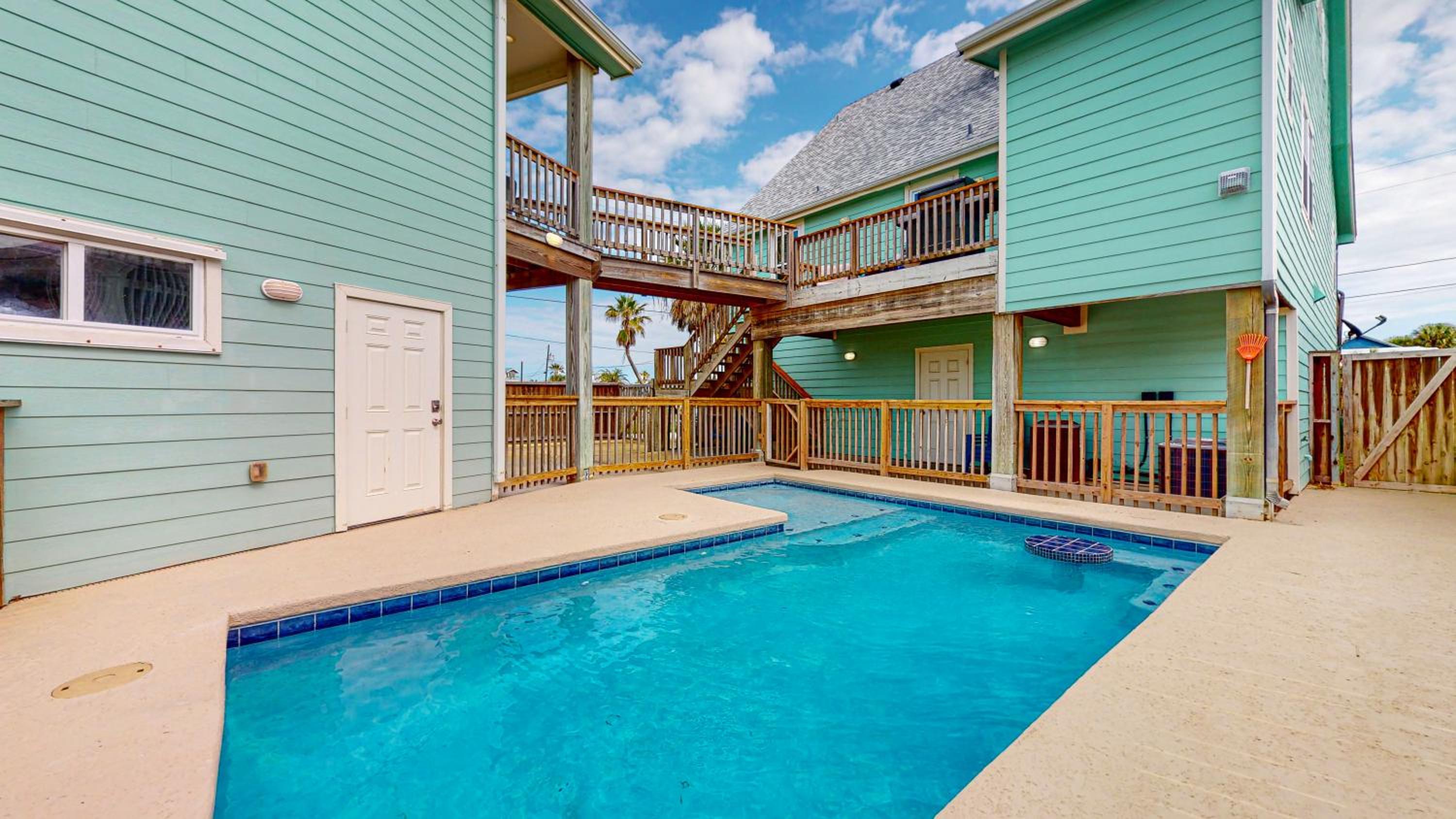 ES108 Spacious Private Pool Home with Detached 2nd Level Apartment and Golf Cart Included view 2
