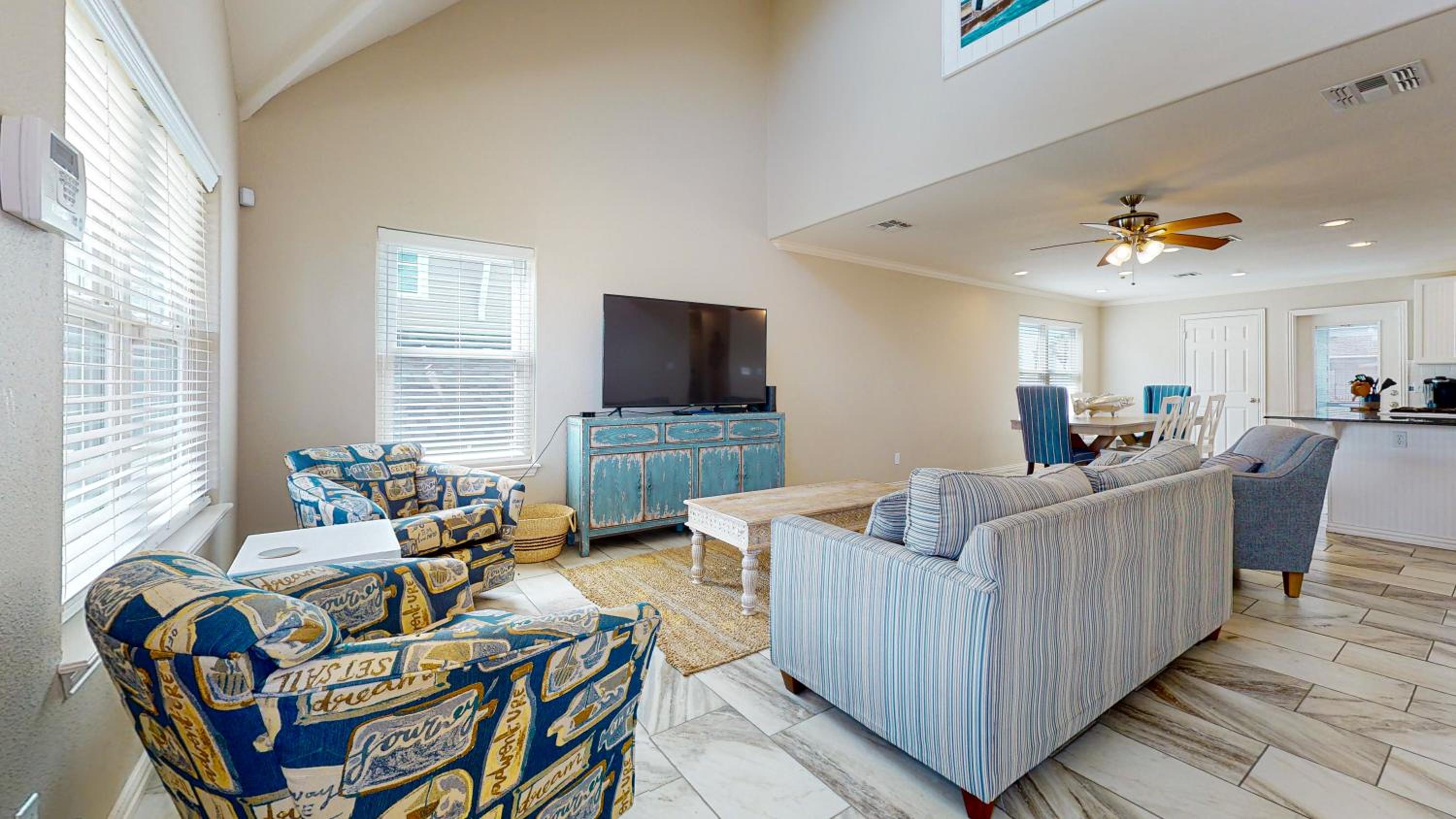 ES108 Spacious Private Pool Home with Detached 2nd Level Apartment and Golf Cart Included view 3