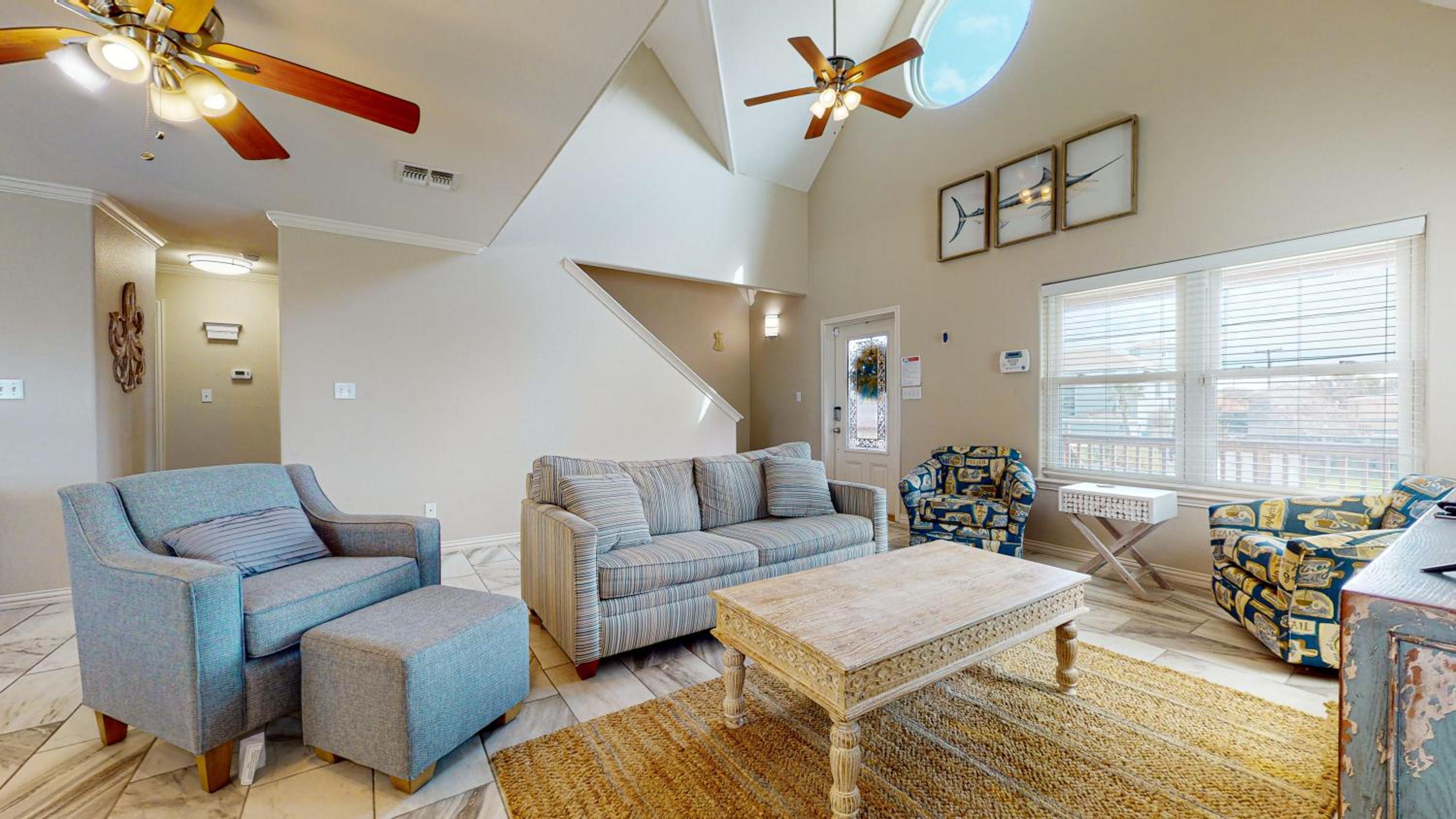 ES108 Spacious Private Pool Home with Detached 2nd Level Apartment and Golf Cart Included view 5