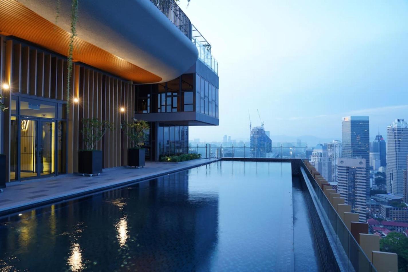 Ceylonz Suites Infinity Pool By Bukit Bintang