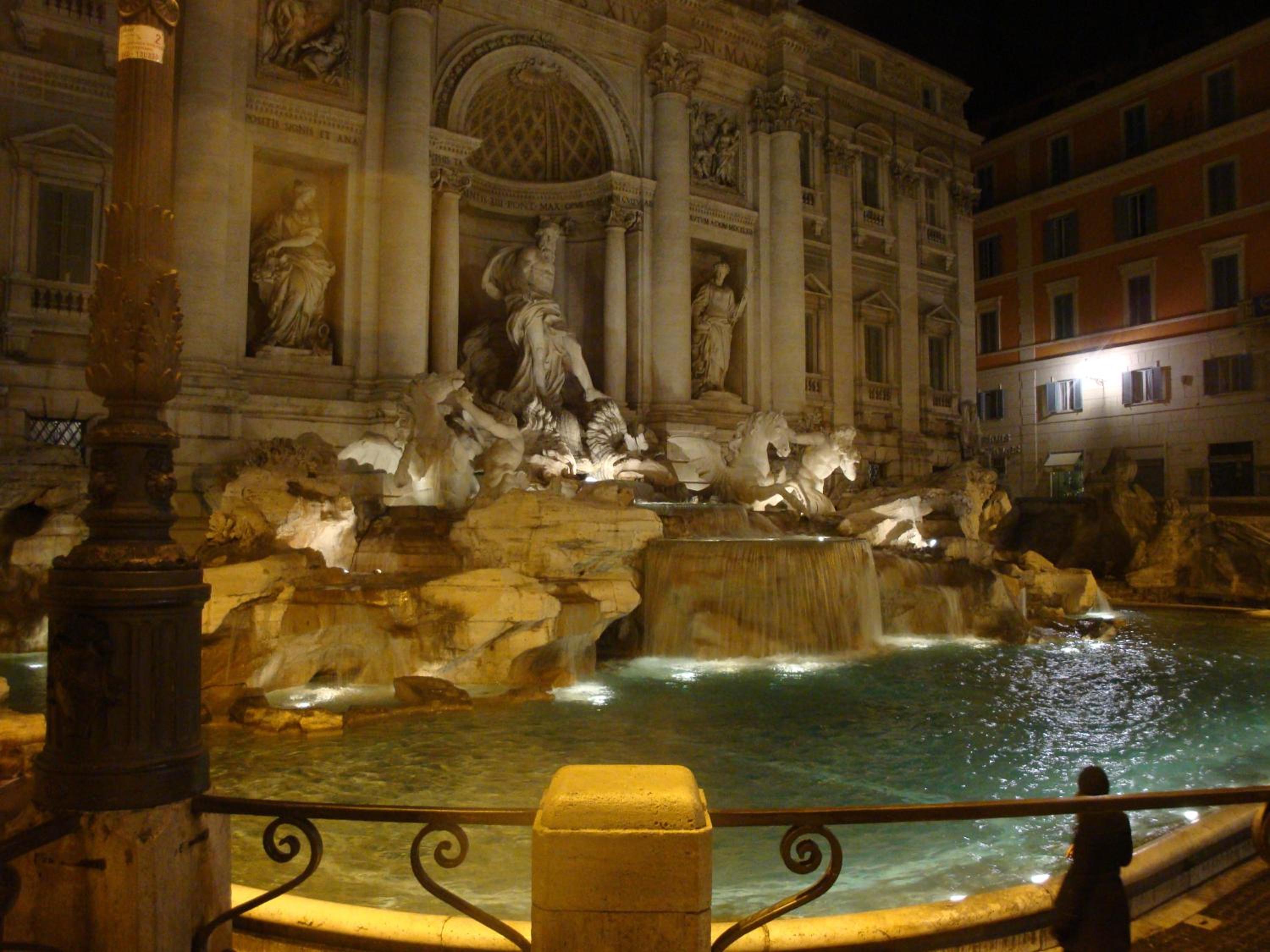 Domus Trevi