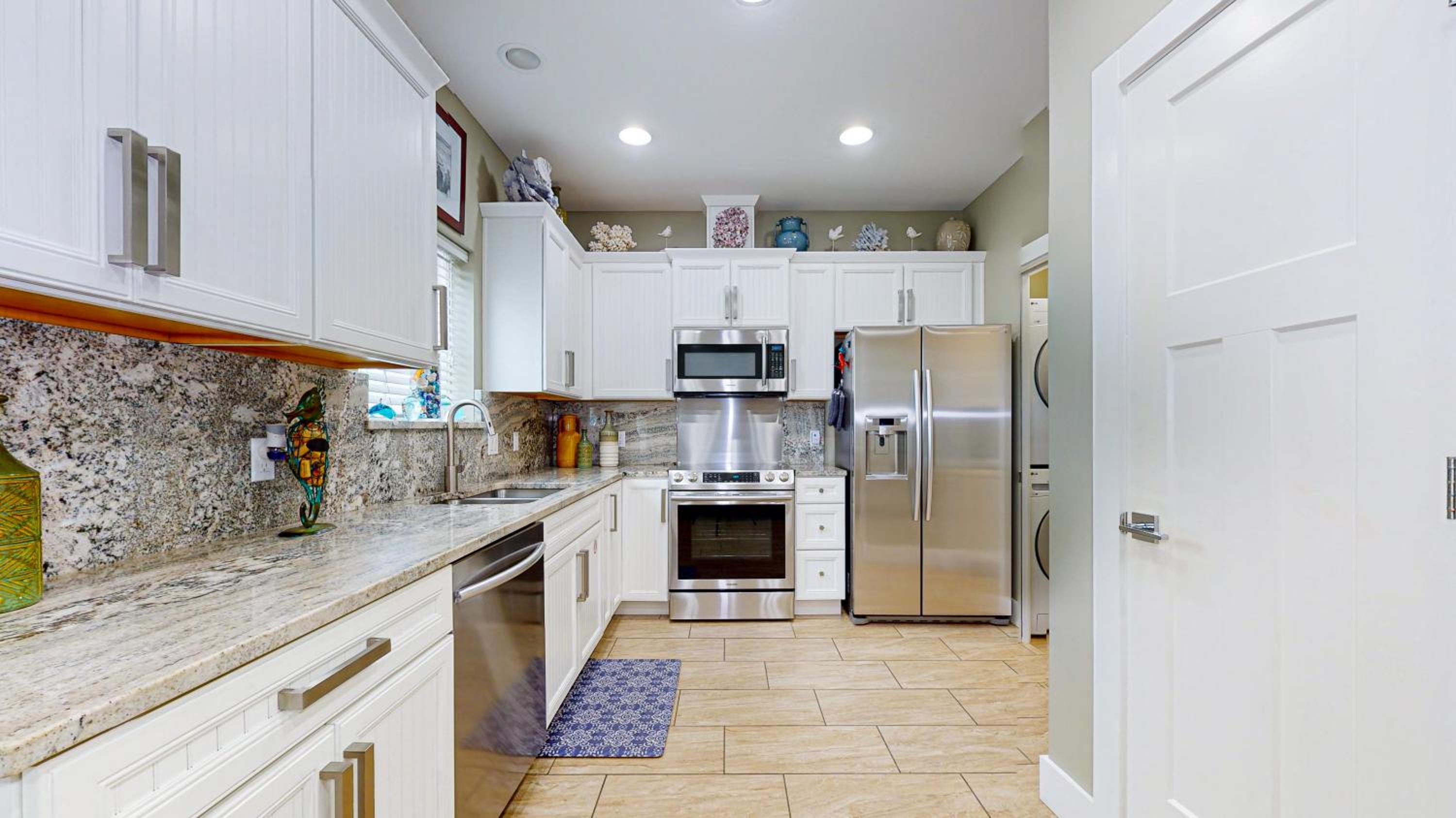 WPV Beautiful Townhome on Mustang Island, Shared Pool and Close to Beach and Restaurants view 3