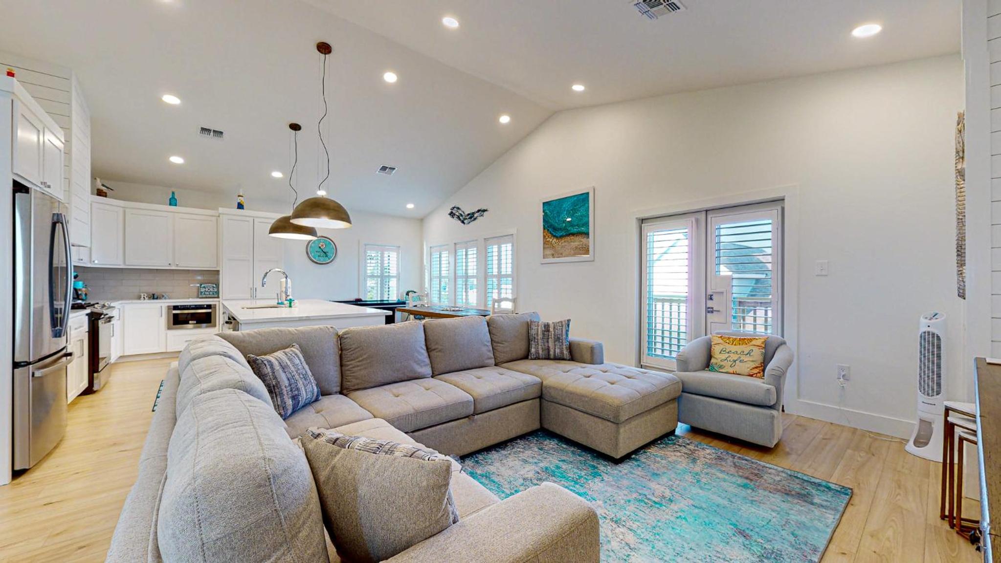 TH1 Fabulous New Home with Beach Decor, Private Heated Pool, Golf Cart Entire Stay view 5