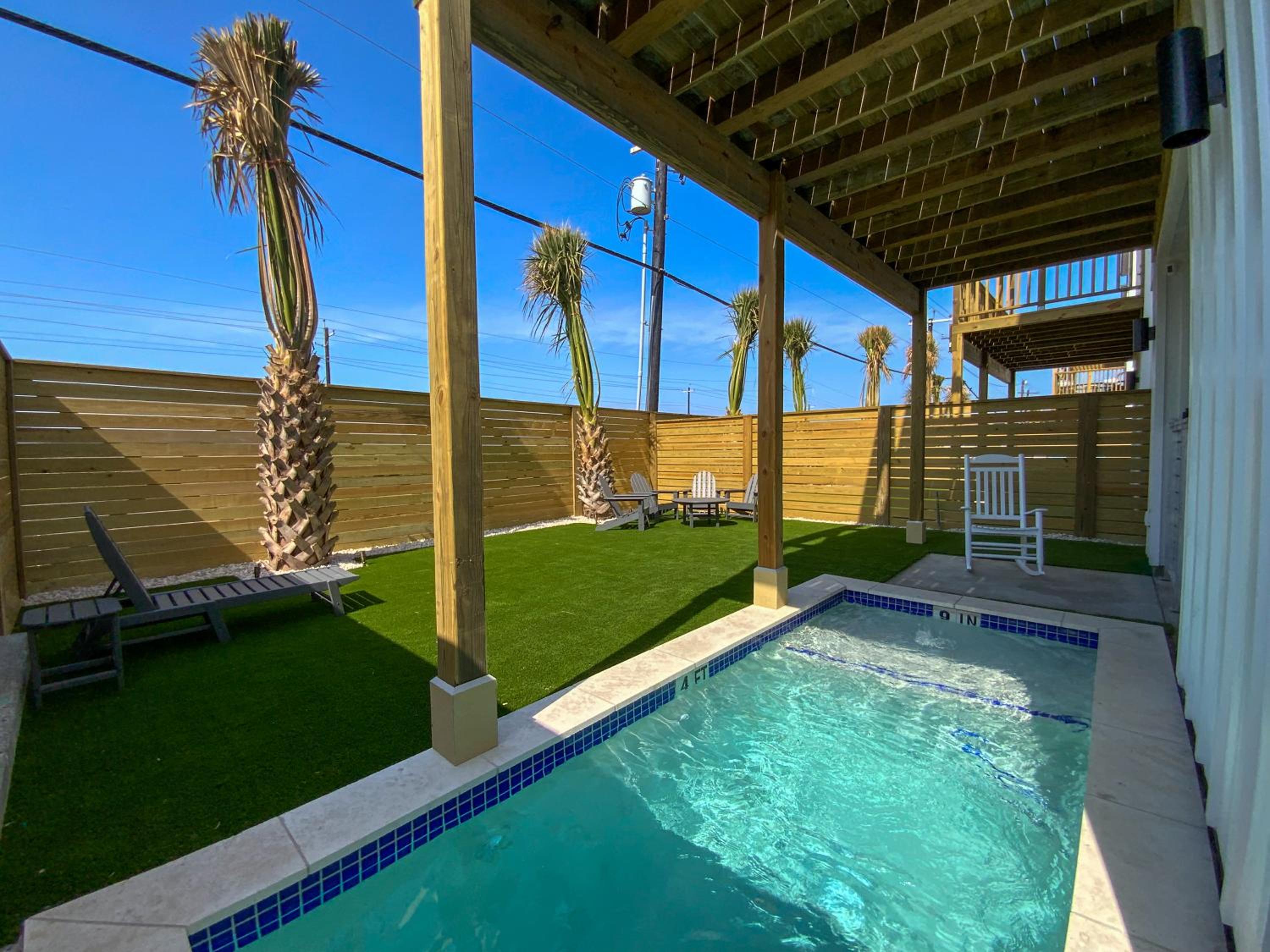 Dorado Dunes #D Newly Built, Gorgeous Beach Home, Private Pool, Golf Cart Entire Stay view 3