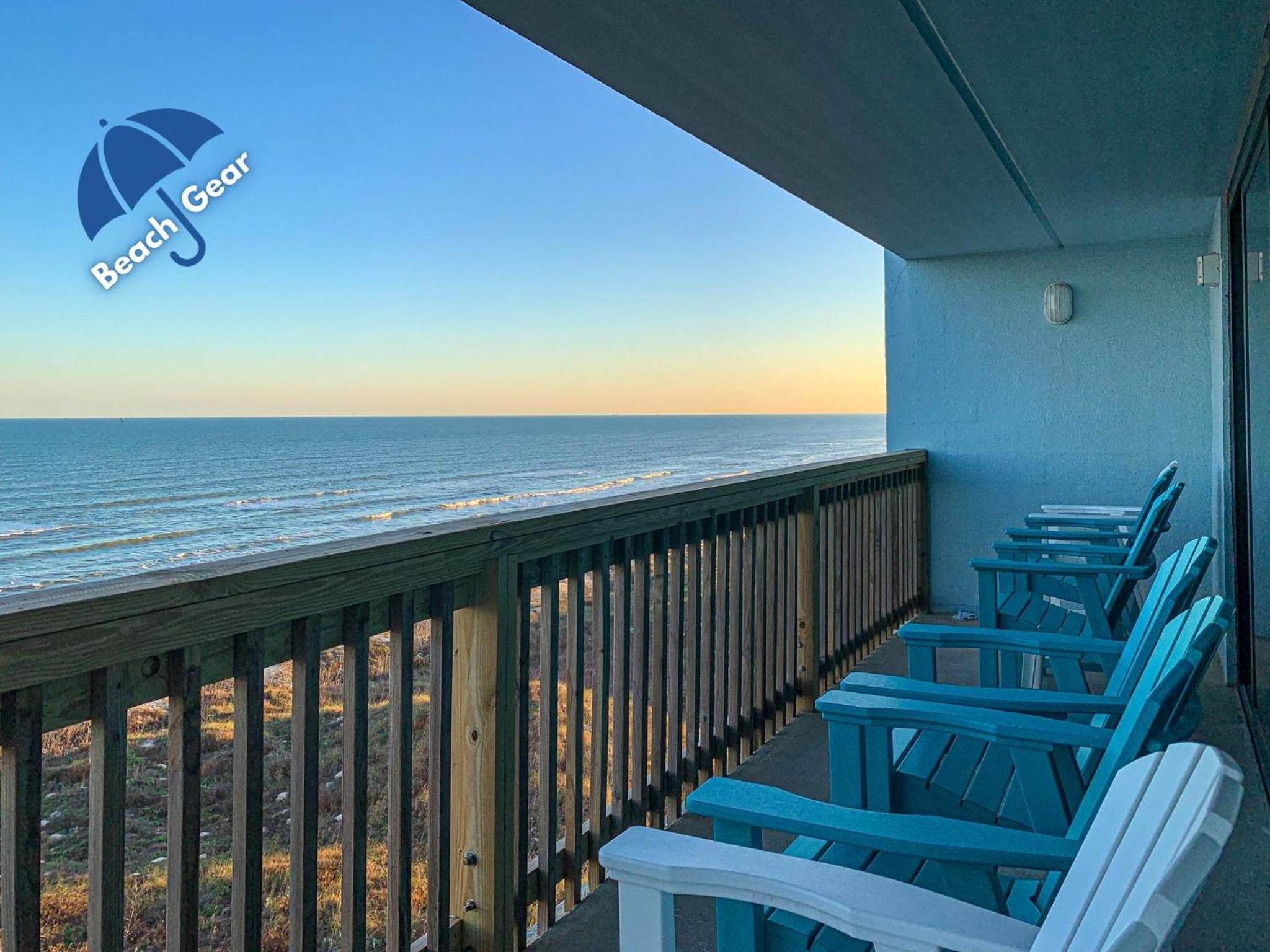 MT803 Beautiful Newly Remodeled Condo with Gulf Views, Beach Boardwalk and Communal Pool Hot Tub view 2