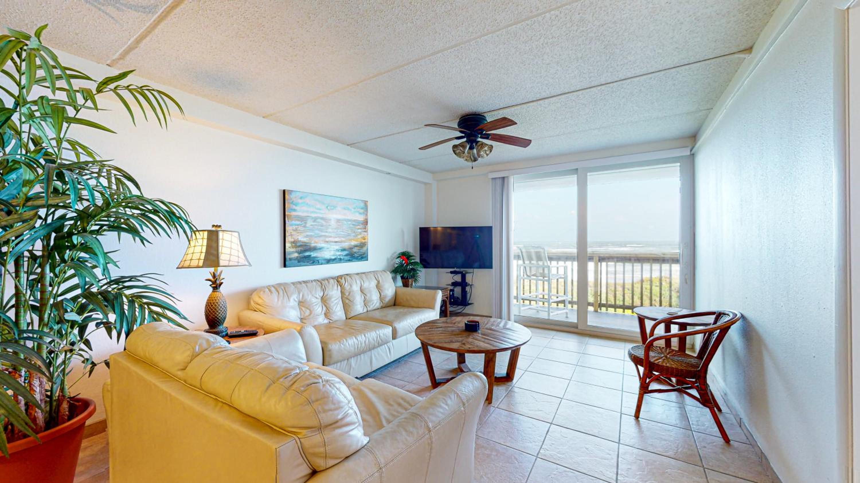 MT303 Beautiful Newly Remodeled Condo with Gulf Views, Beach Boardwalk and Communal Pool Hot Tub view 4