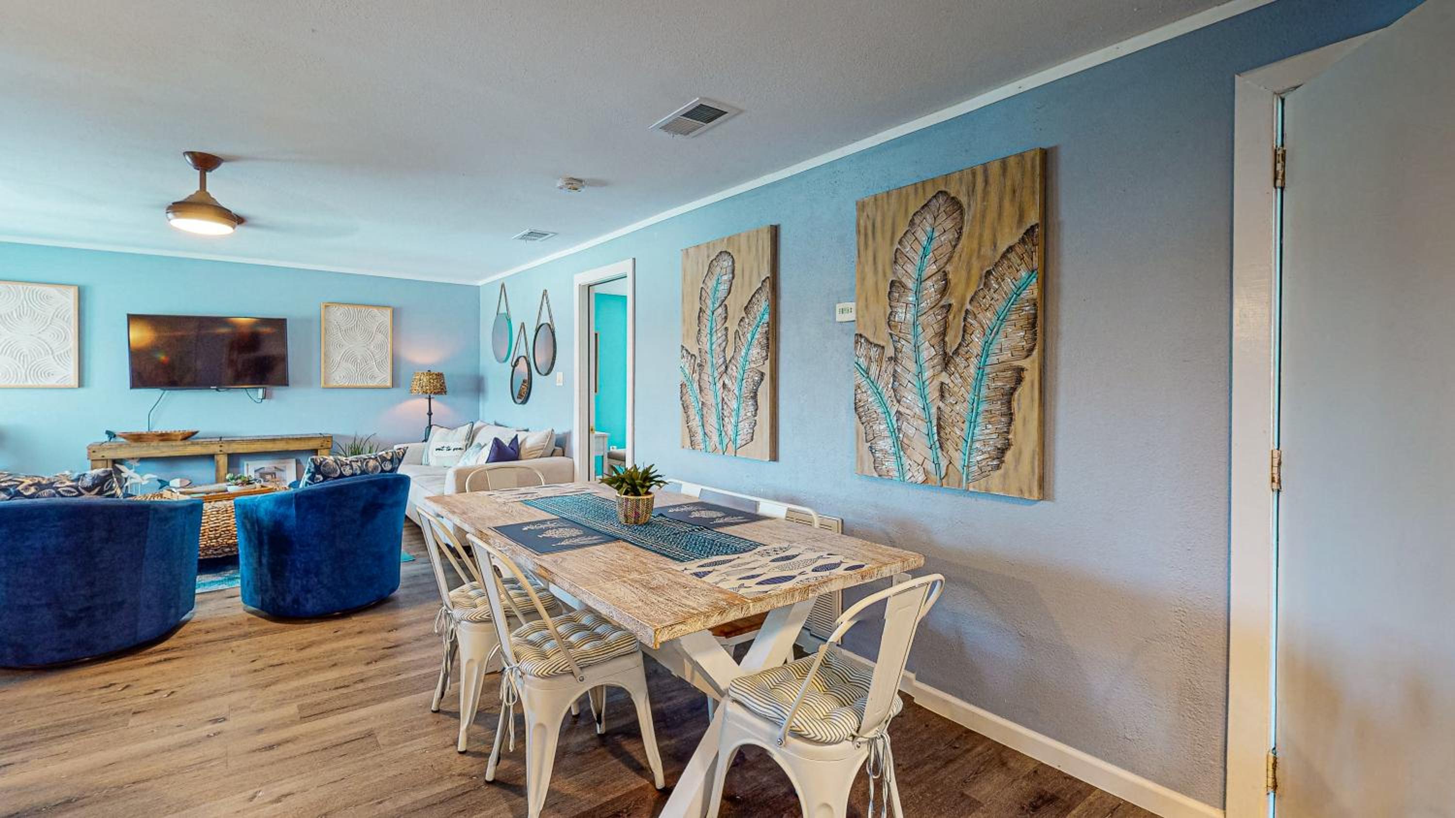 NSH921 Charming Home with a Private Pool, Pet Friendly, In Town Close to the Beach view 4