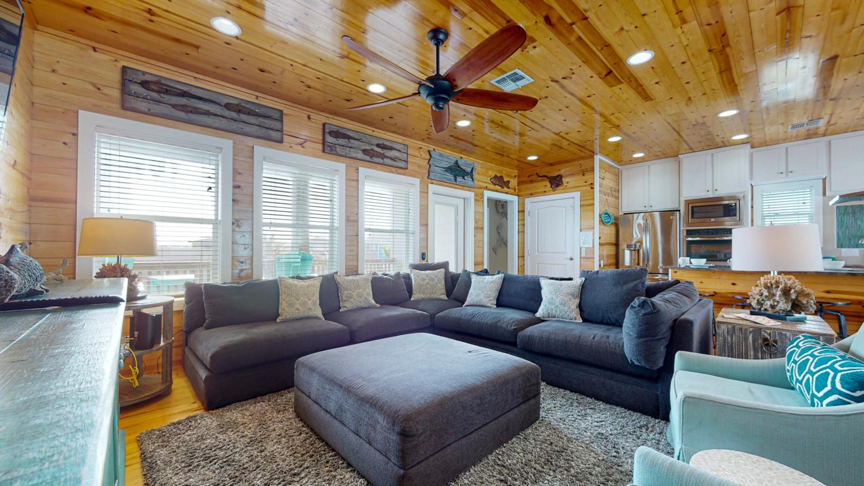 GW669 All Waves No Worries Gorgeous Beach home, Private Pool, Golf Cart entire Stay view 2