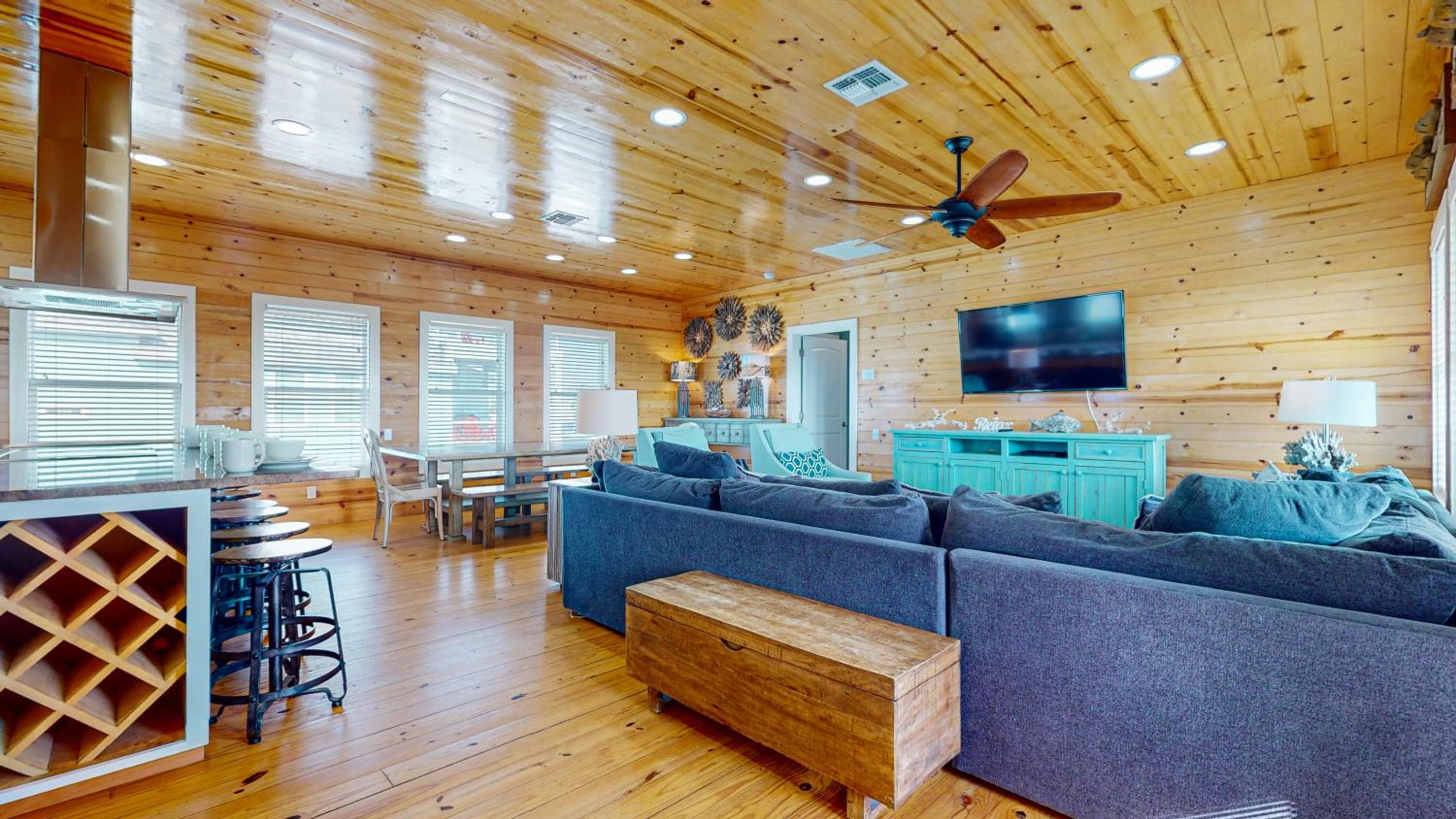 GW669 All Waves No Worries Gorgeous Beach home, Private Pool, Golf Cart entire Stay view 3