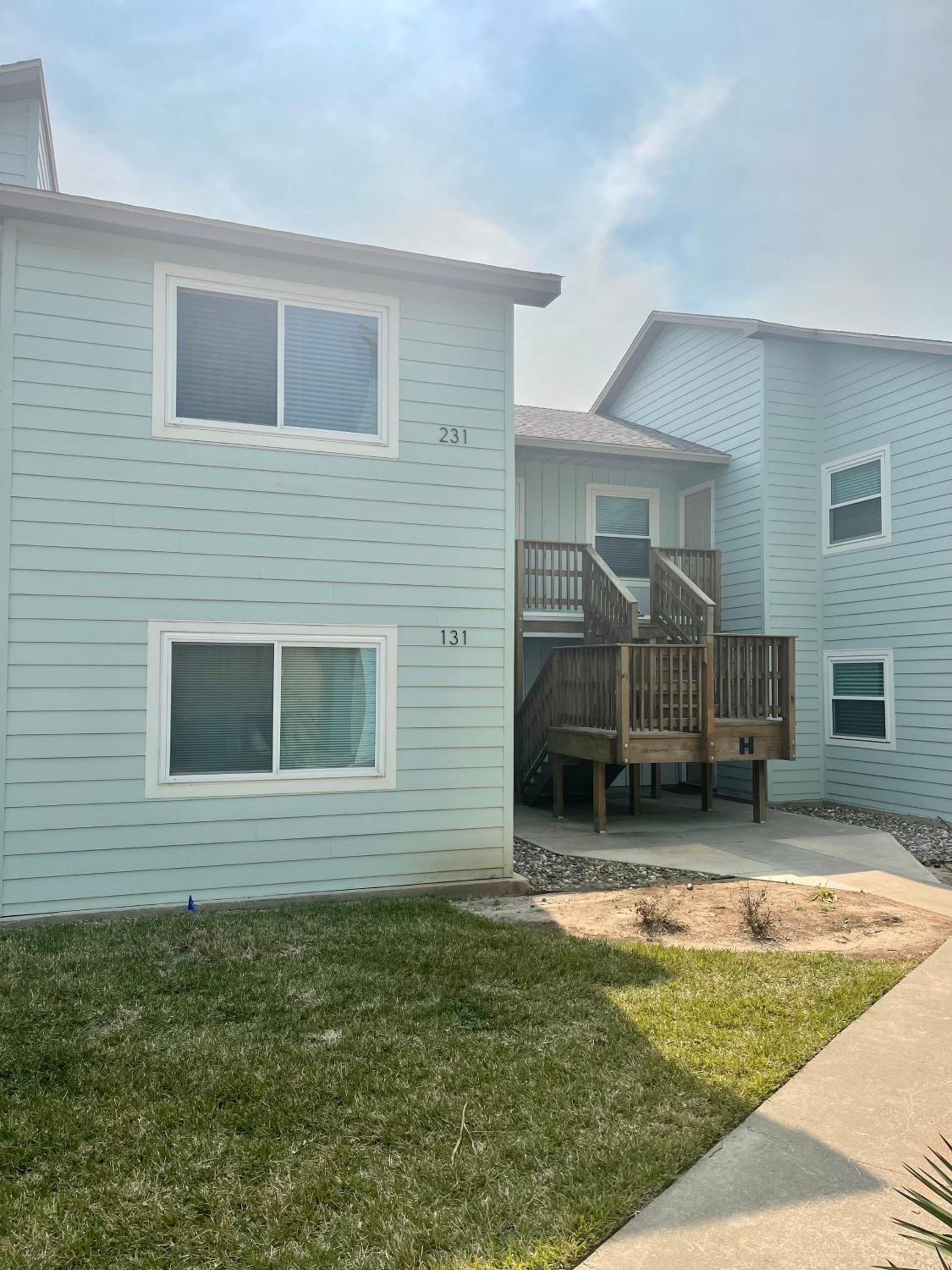 AH-H231 Newly Remodeled 2nd Floor Condo, Shared Pool Hot Tub, Near Marina view 3