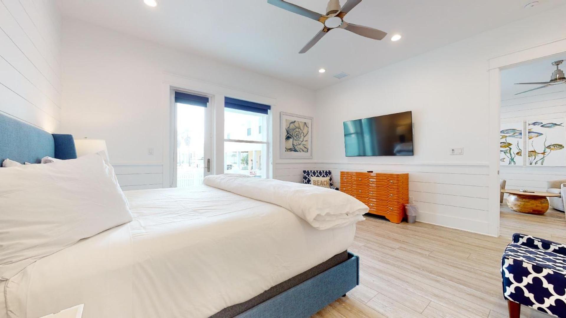 RD226 Luxurious 5 Bedroom Home with Gulf Views, Boardwalk, Private Pool and Golf Cart Included view 3