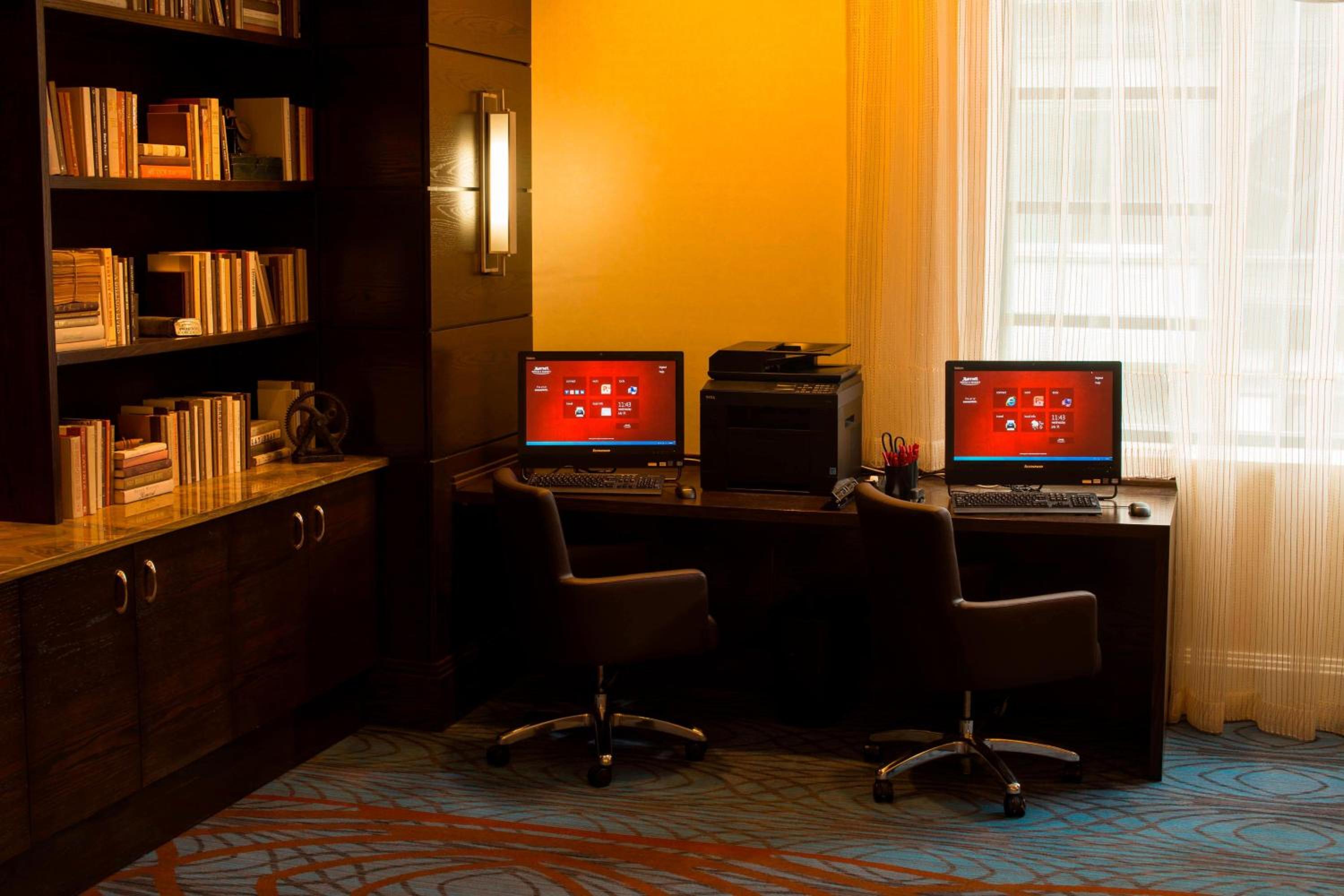 Milwaukee Vacations - Milwaukee Marriott Downtown - Property Image 4