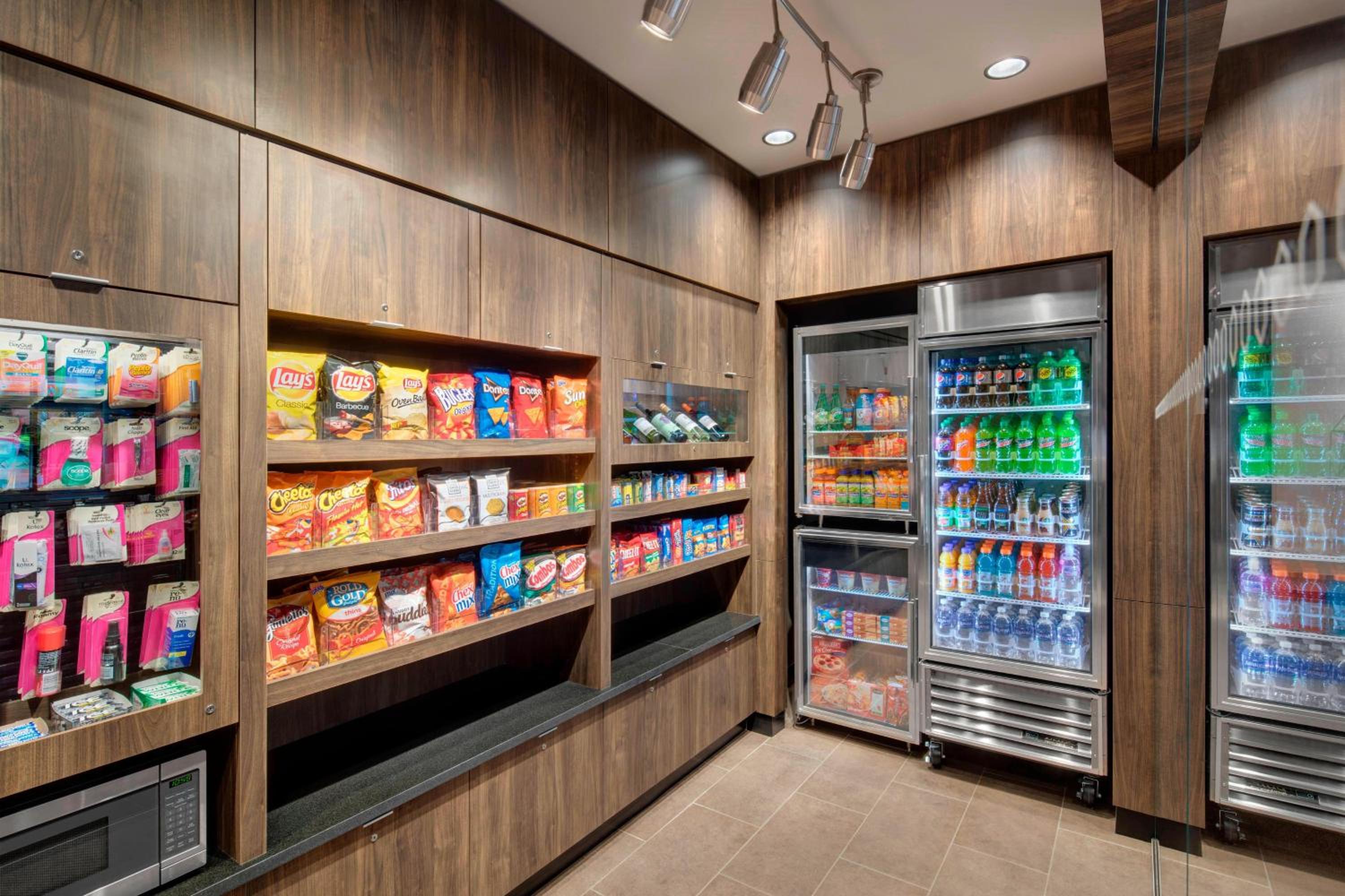 Chicago Vacations - Fairfield Inn and Suites Chicago Downtown/ Magnificent Mile - Property Image 10