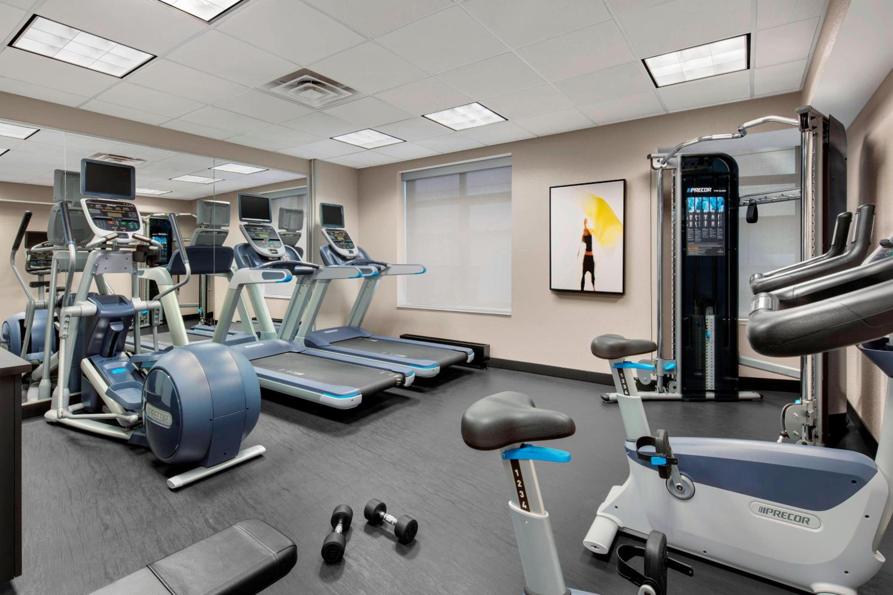 Chicago Vacations - Fairfield Inn and Suites Chicago Downtown/ Magnificent Mile - Property Image 7