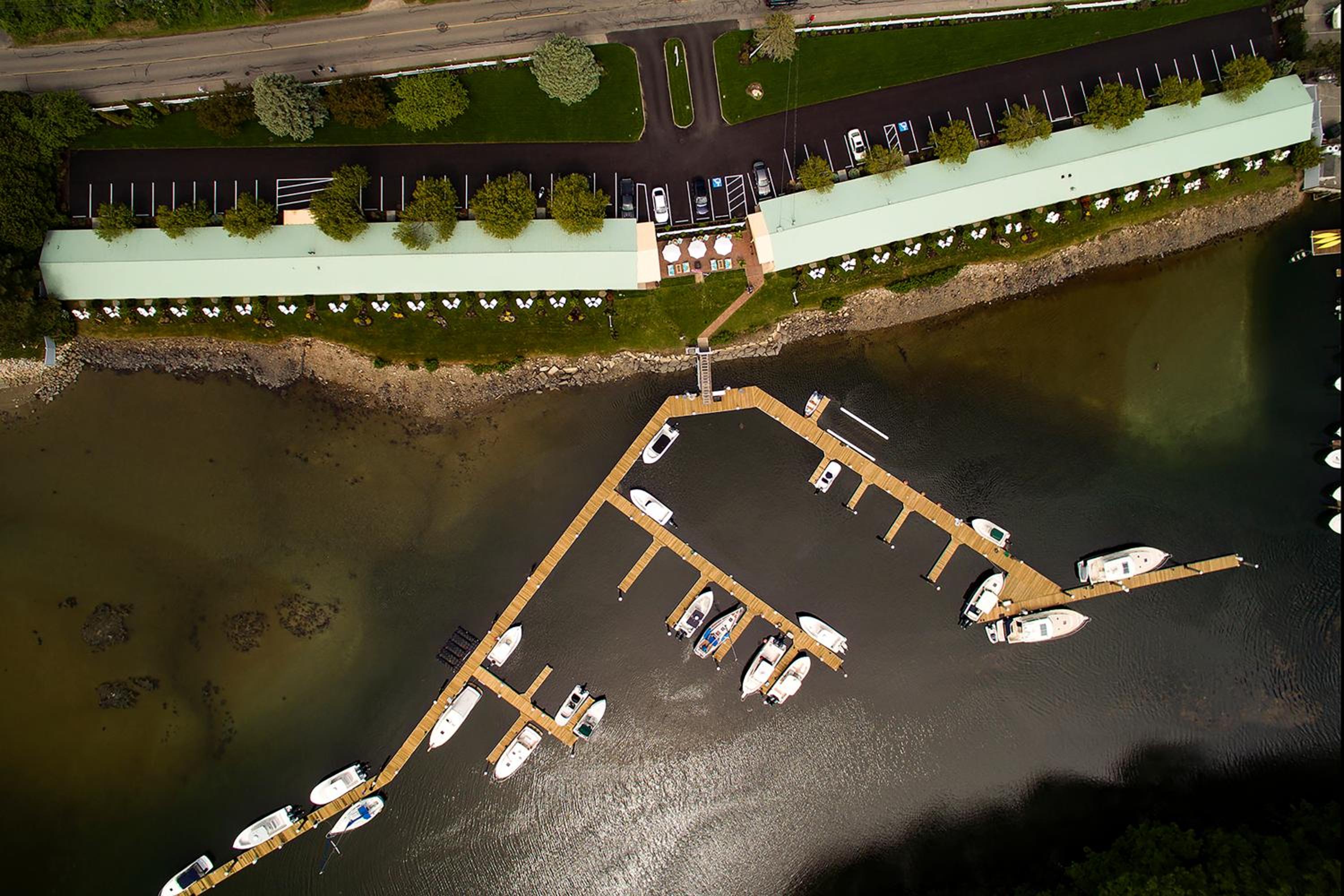 Yachtsman Hotel & Marina Club 29