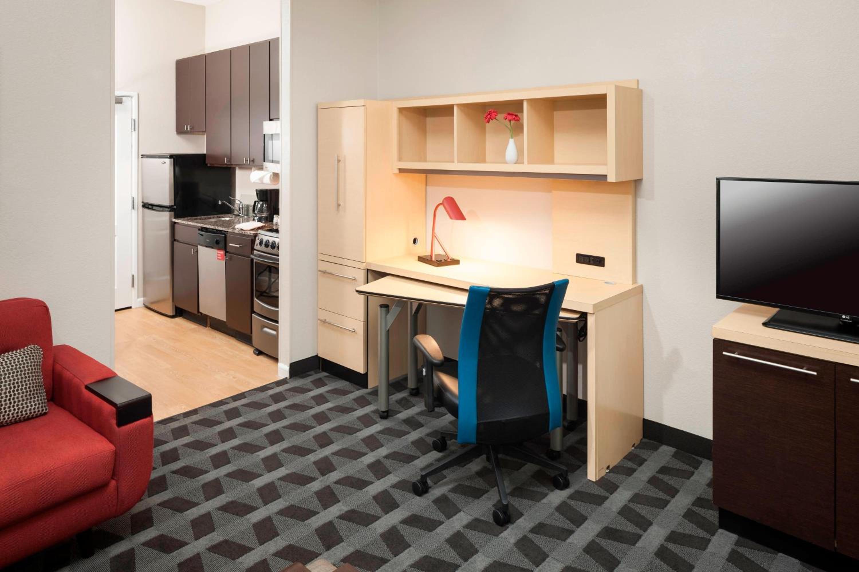 Columbus Vacations - TownePlace Suites Columbus - Property Image 1