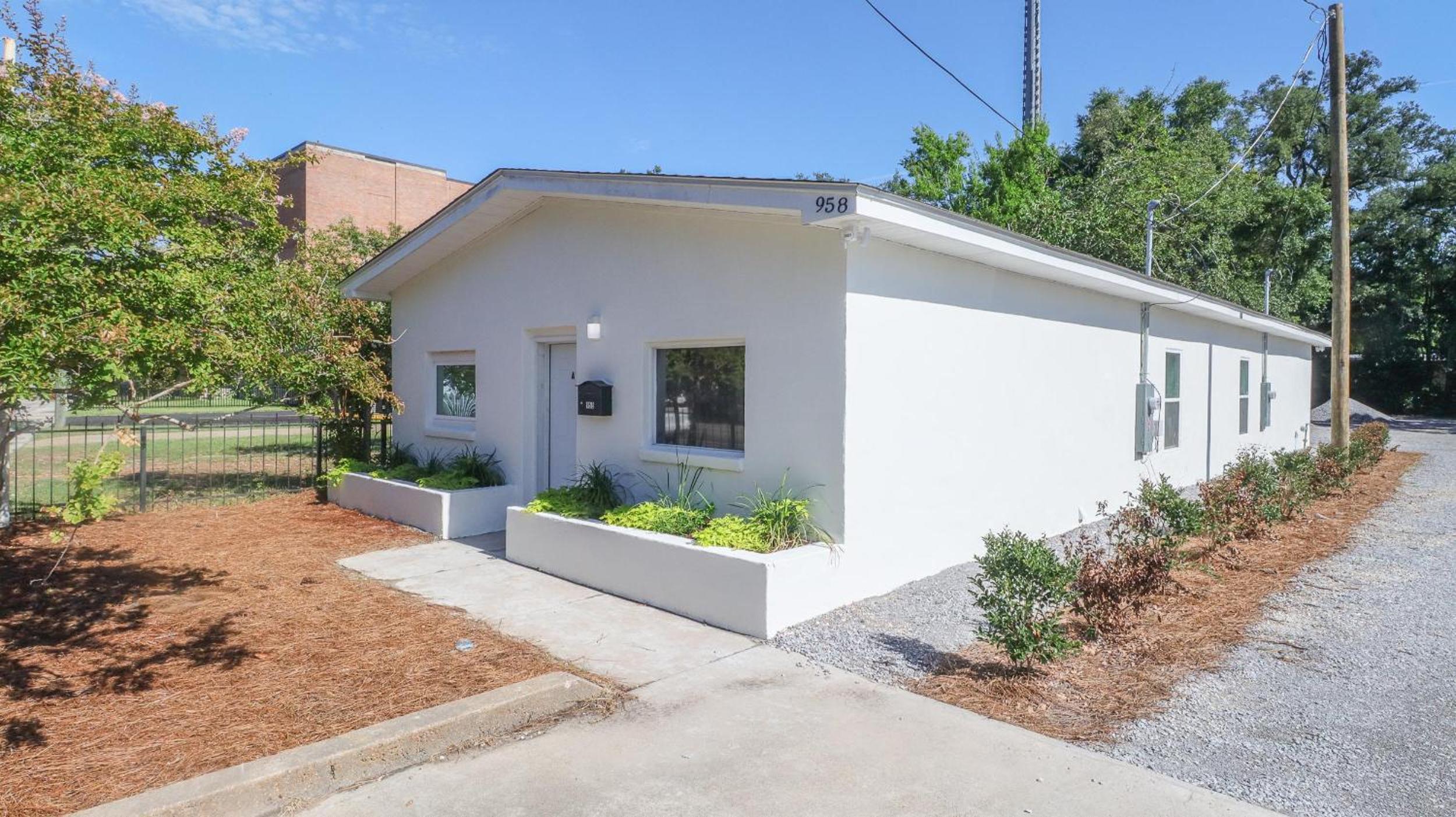 Duplex On Howard - Sekul Suite view 4