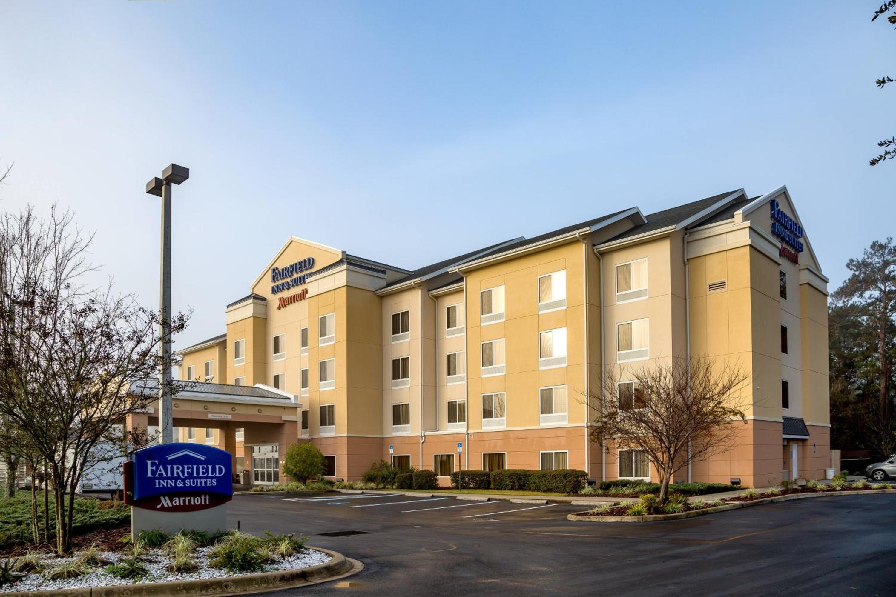 Lake City Vacations - Fairfield Inn  Suites Lake City - Property Image 12