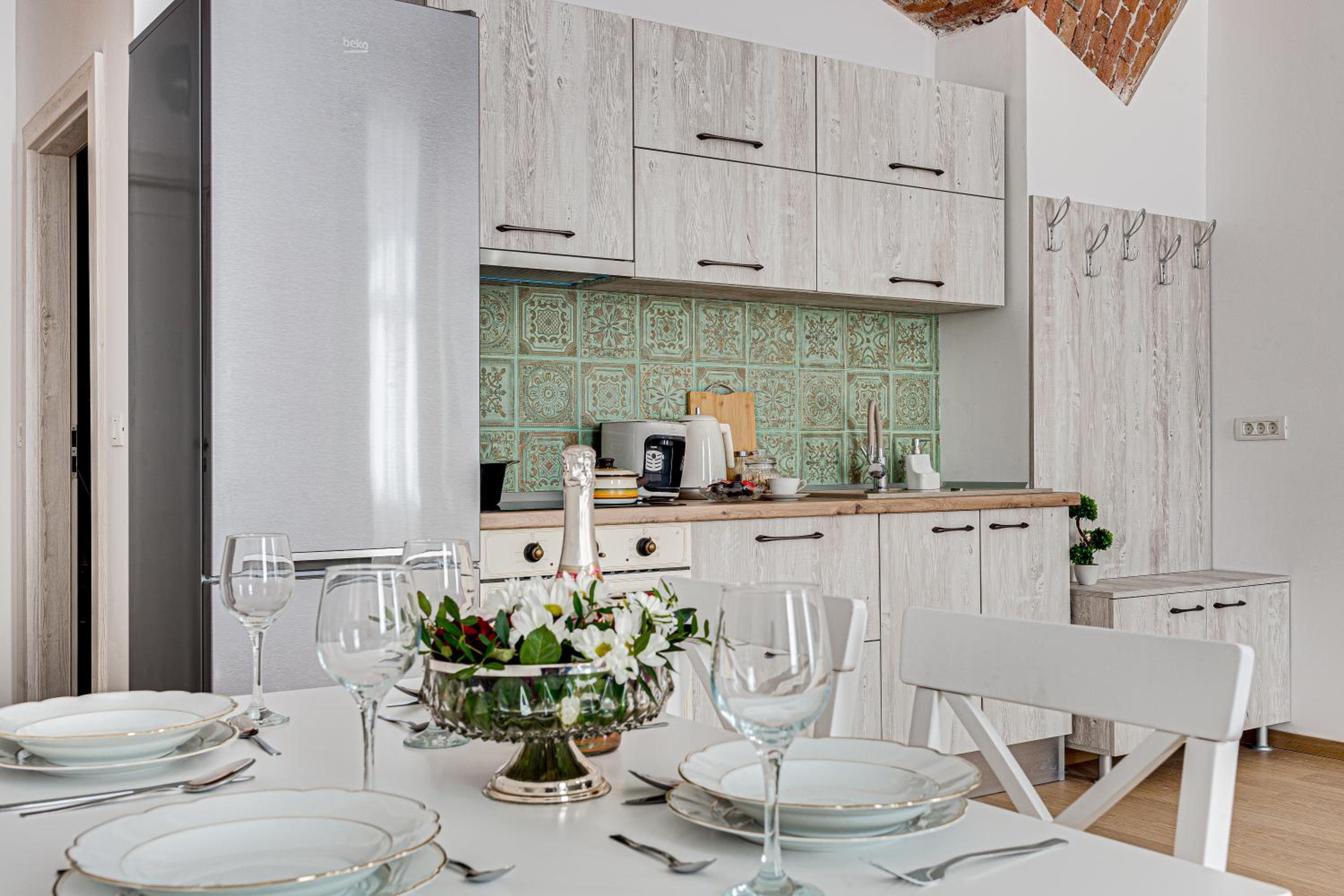 Old Town Luxurious Apartment