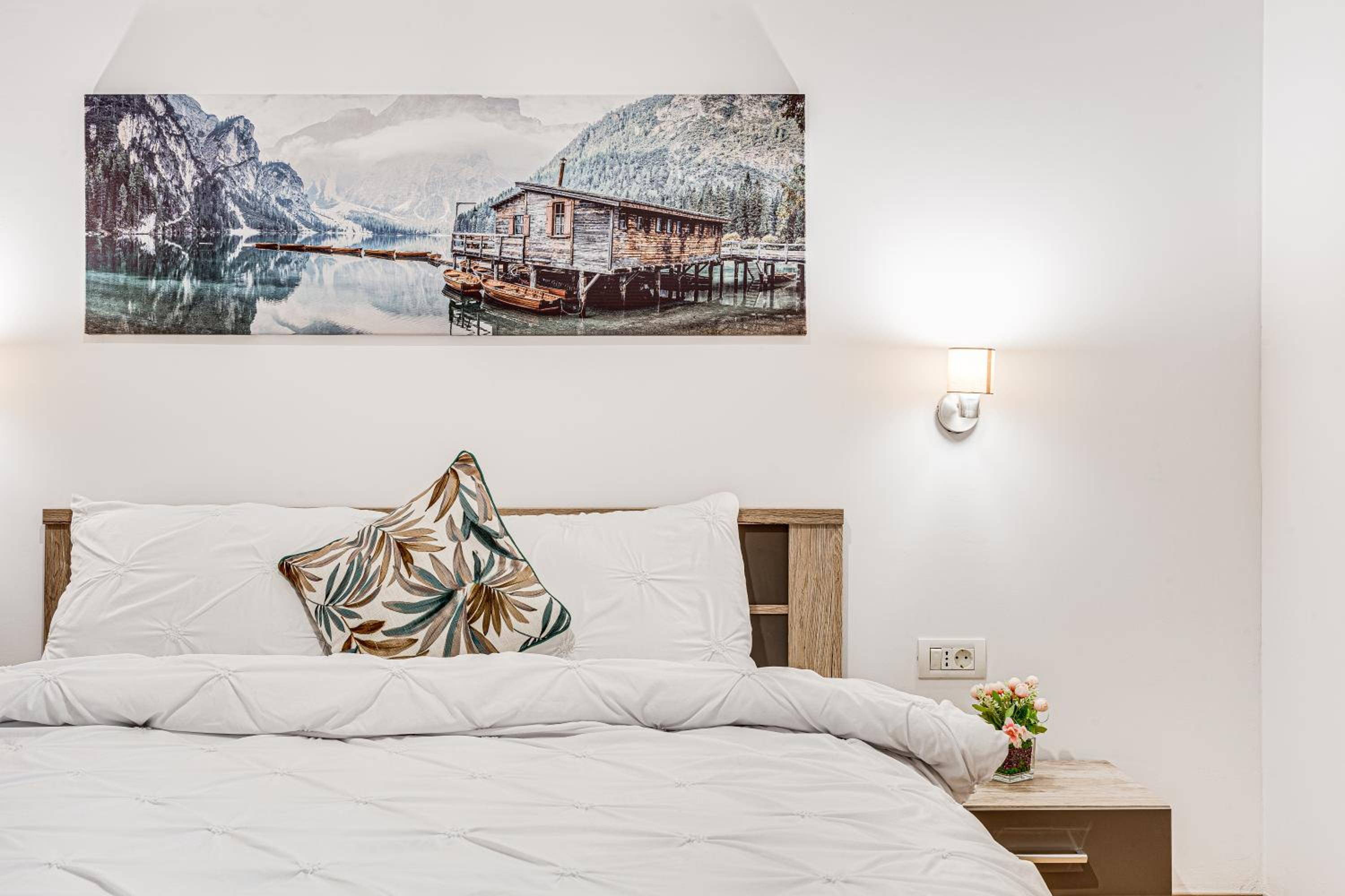 Old Town Luxurious Apartment